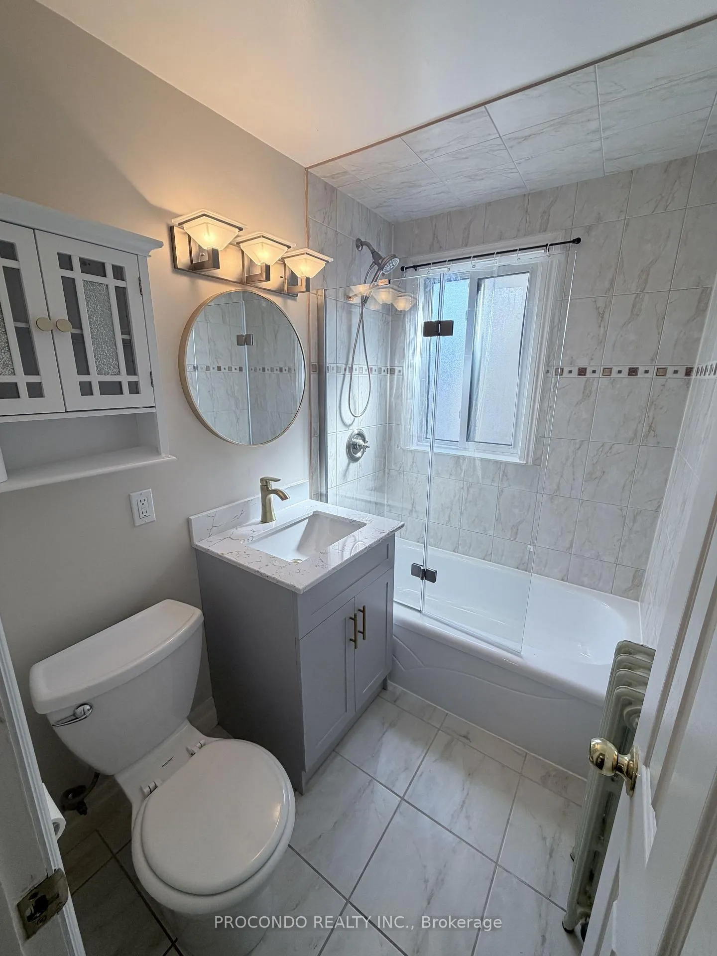 Photo 10 of Unit Upper Unit 1, 287 Lakeshore Road E, Mississauga, Port Credit — HOMEH