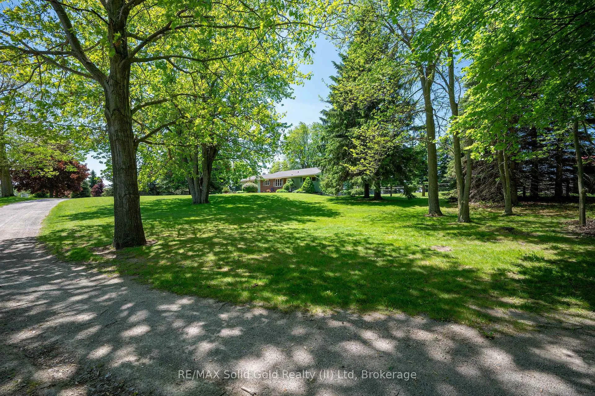 Photo 36 of 1068 Cameron Road, North Dumfries, Ayr — HOMEH
