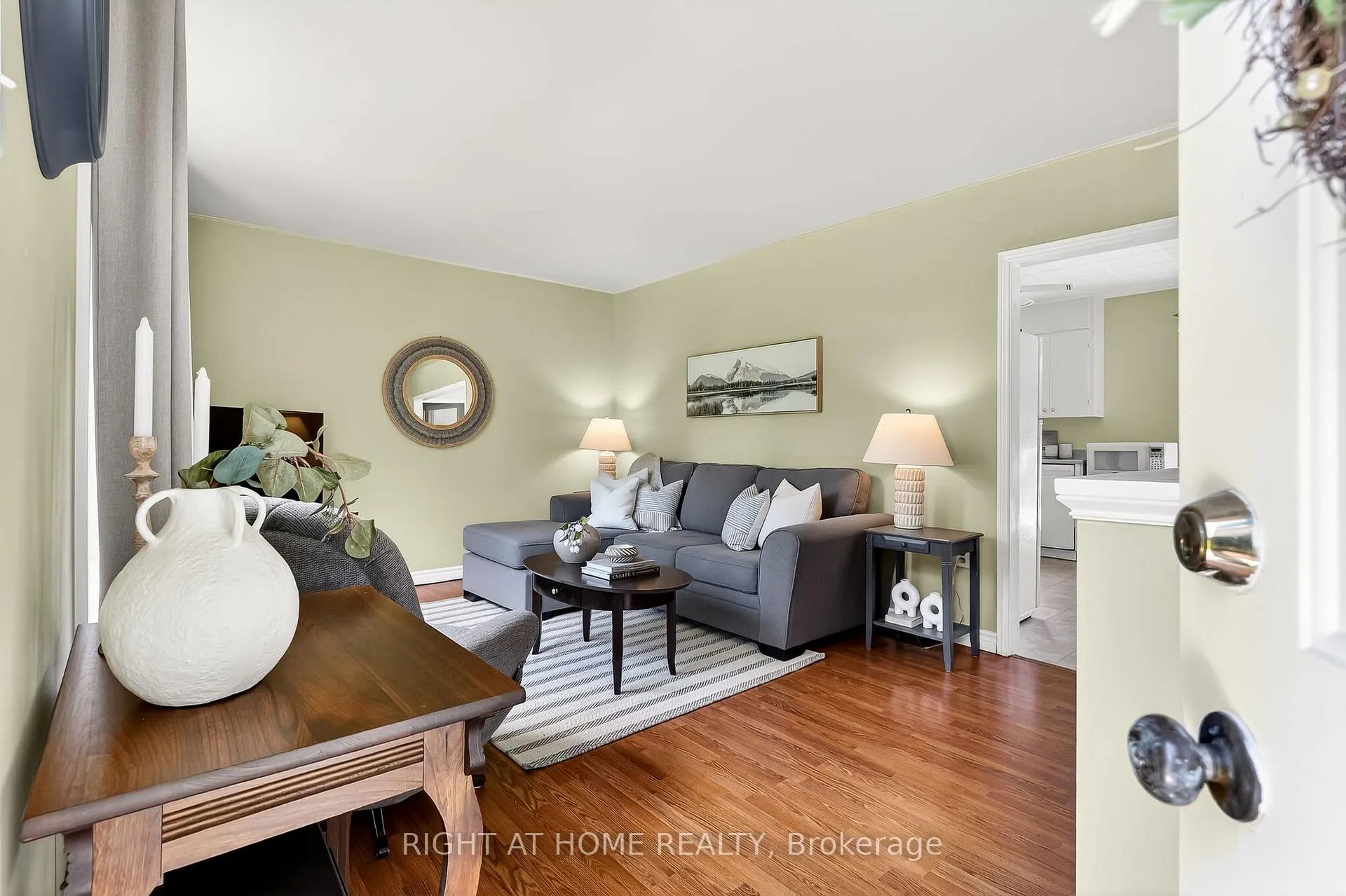 Photo 13 of 8601 Lander Road, Hamilton Township, Rural Hamilton — HOMEH