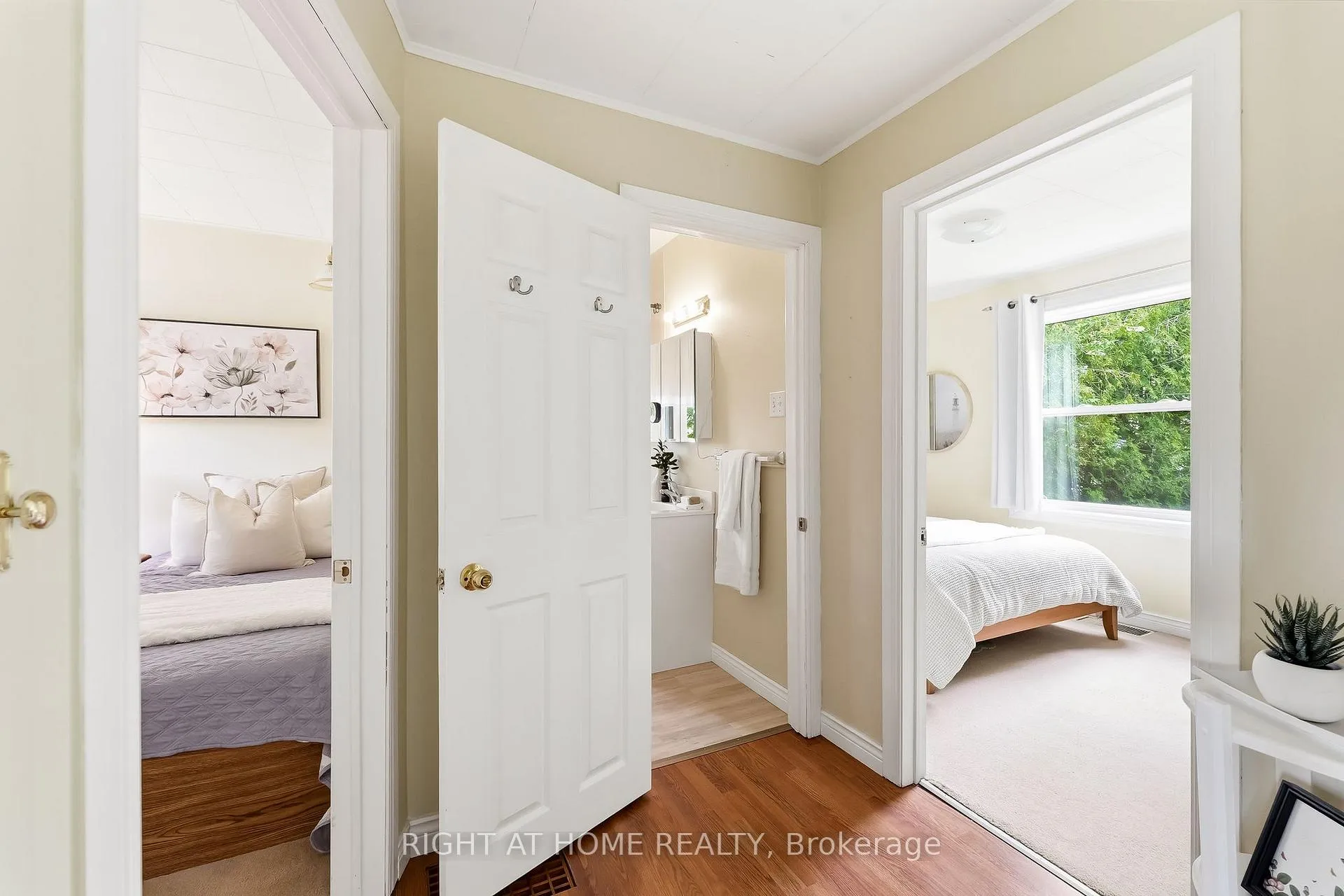Photo 17 of 8601 Lander Road, Hamilton Township, Rural Hamilton — HOMEH