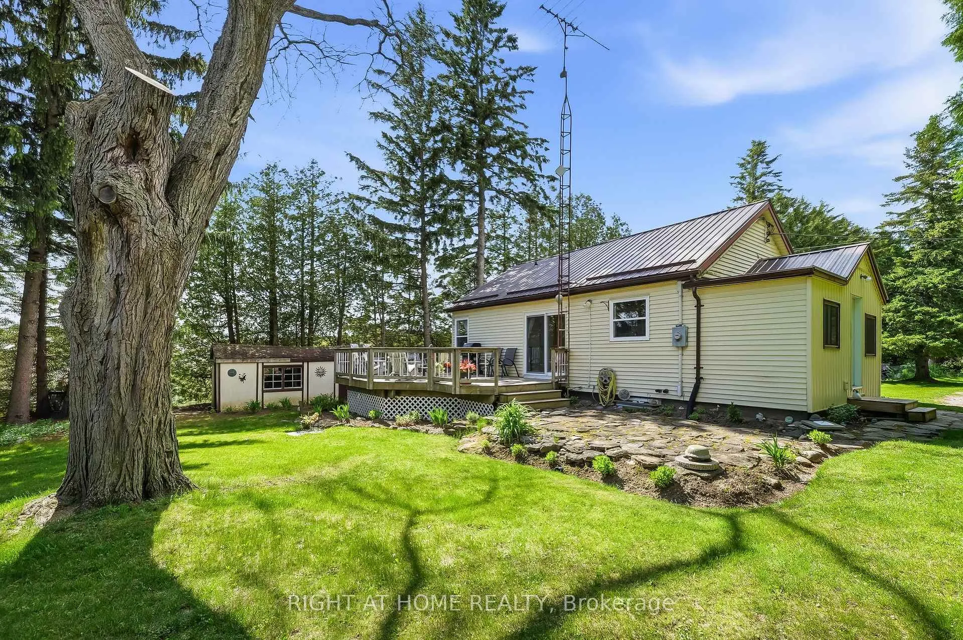 Photo 34 of 8601 Lander Road, Hamilton Township, Rural Hamilton — HOMEH