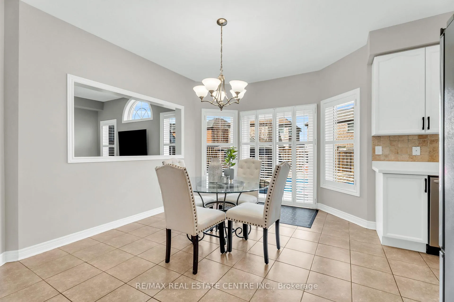 Photo 17 of 106 Belmont Boulevard, Halton Hills, Georgetown — HOMEH