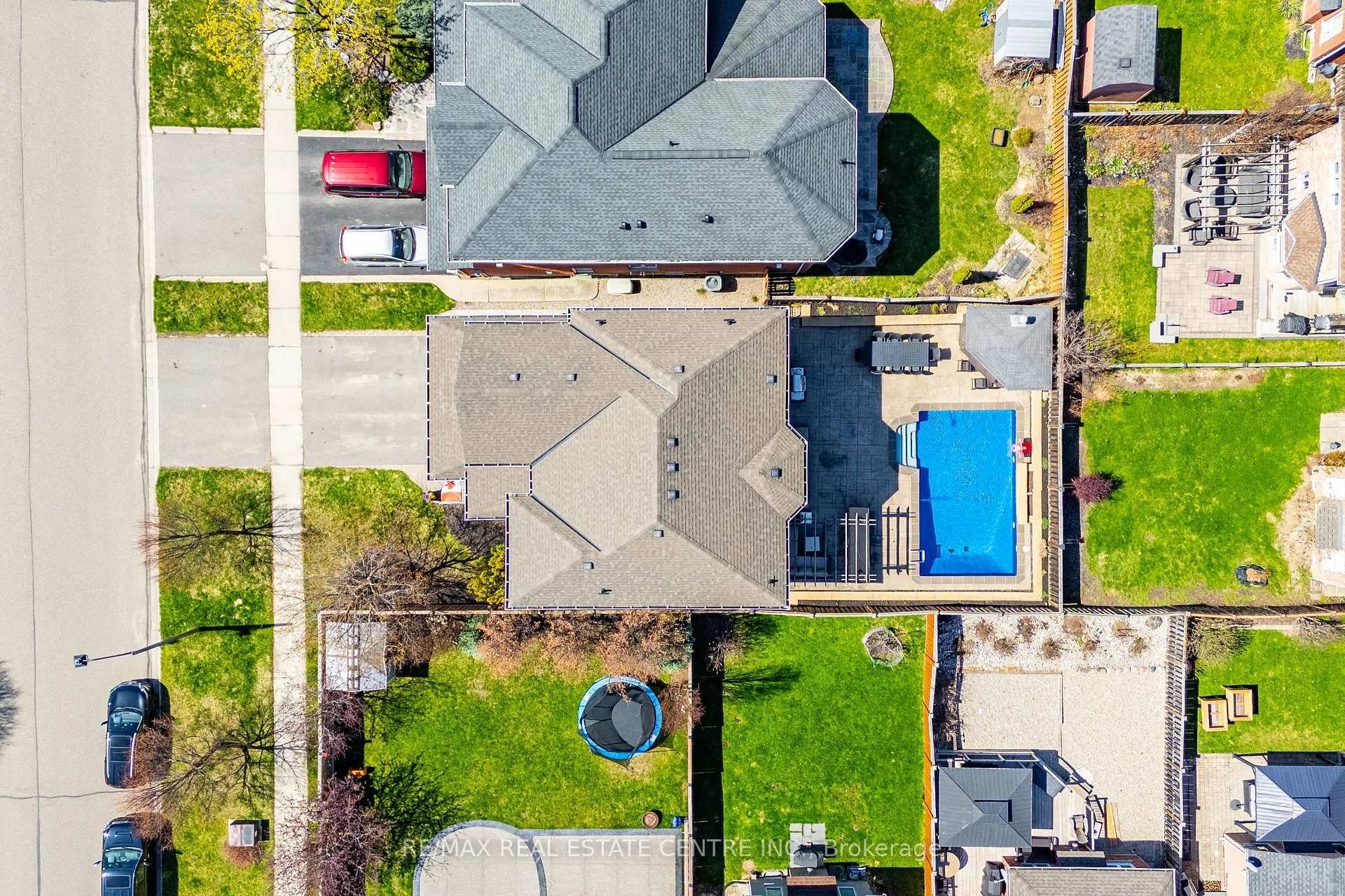 Photo 41 of 106 Belmont Boulevard, Halton Hills, Georgetown — HOMEH