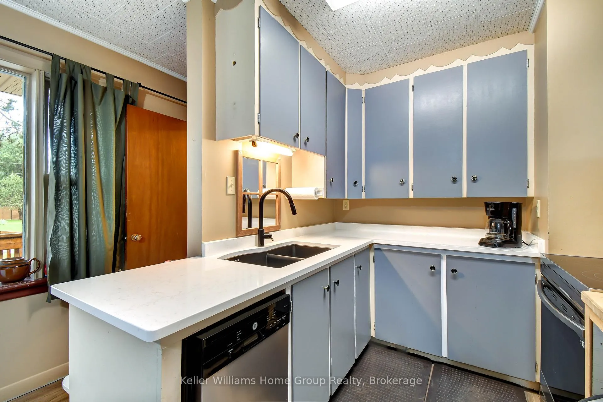 Photo 10 of 2 Easton Avenue, Bancroft, Bancroft Ward — HOMEH