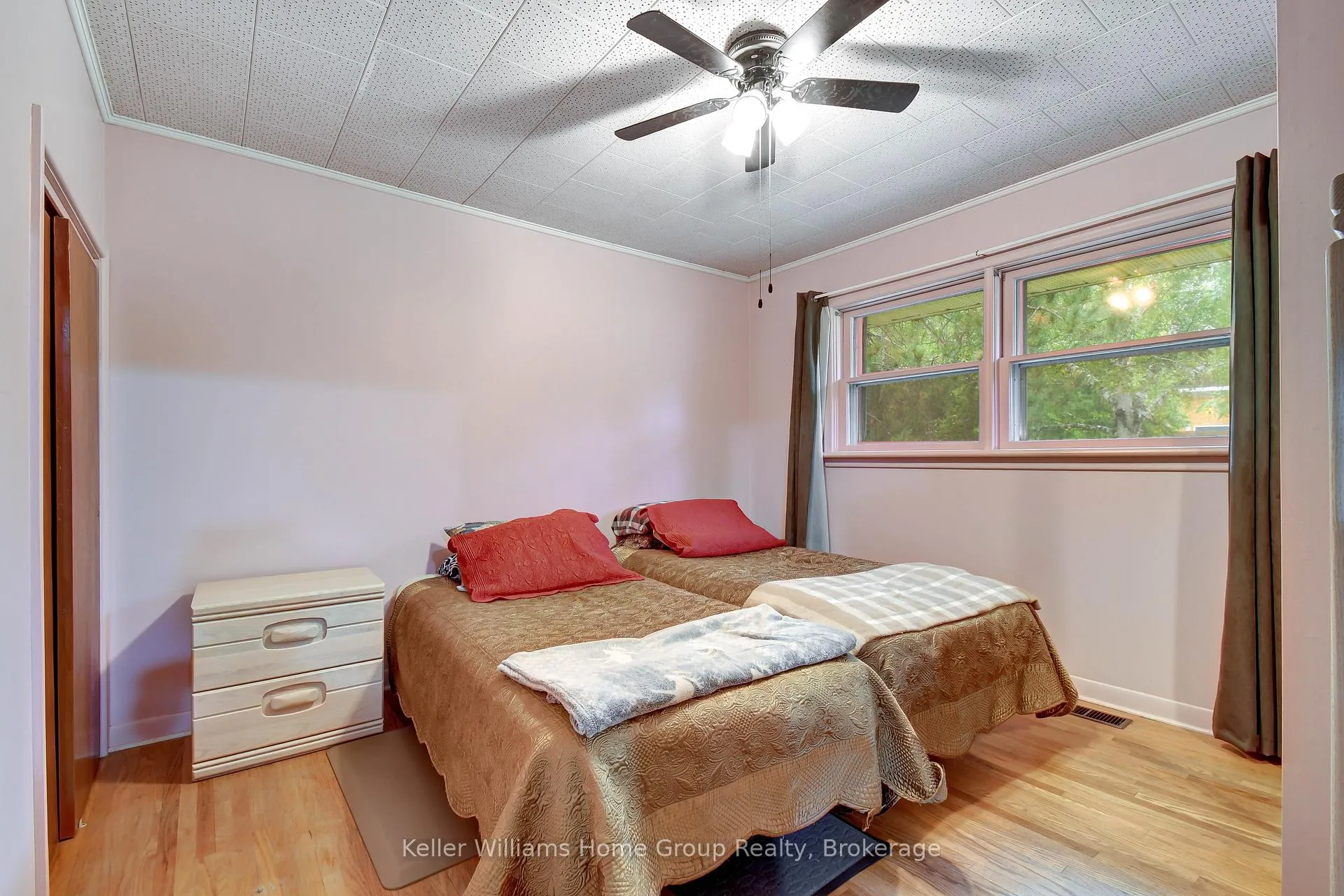 Photo 12 of 2 Easton Avenue, Bancroft, Bancroft Ward — HOMEH