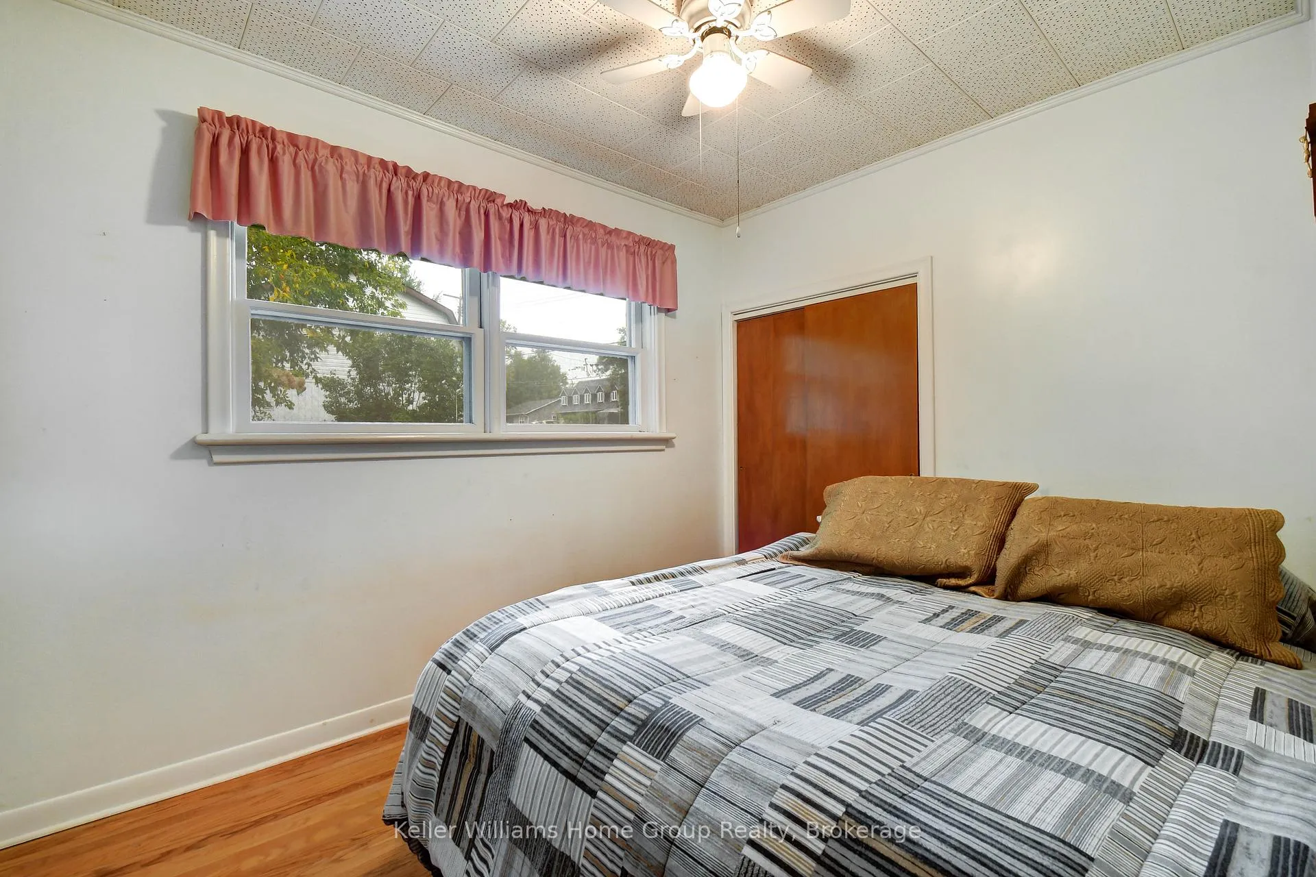 Photo 15 of 2 Easton Avenue, Bancroft, Bancroft Ward — HOMEH
