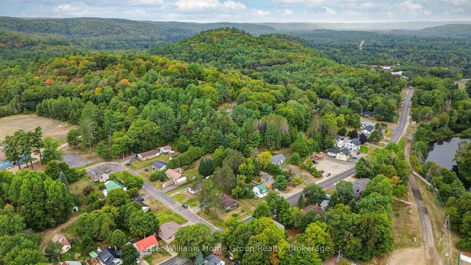 Photo 30 of 2 Easton Avenue, Bancroft, Bancroft Ward — HOMEH