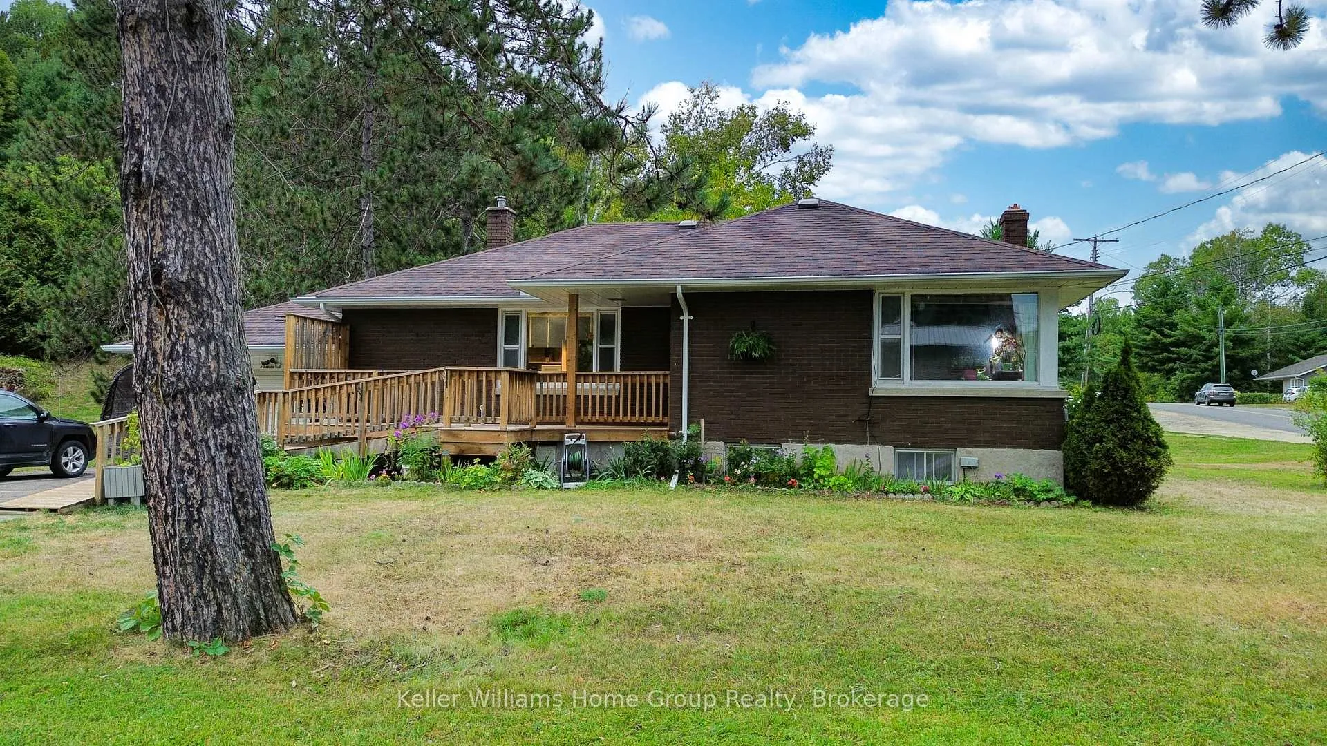 Photo 34 of 2 Easton Avenue, Bancroft, Bancroft Ward — HOMEH