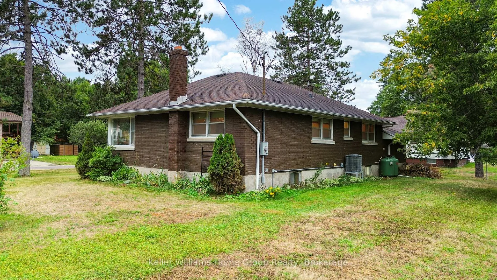 Photo 38 of 2 Easton Avenue, Bancroft, Bancroft Ward — HOMEH