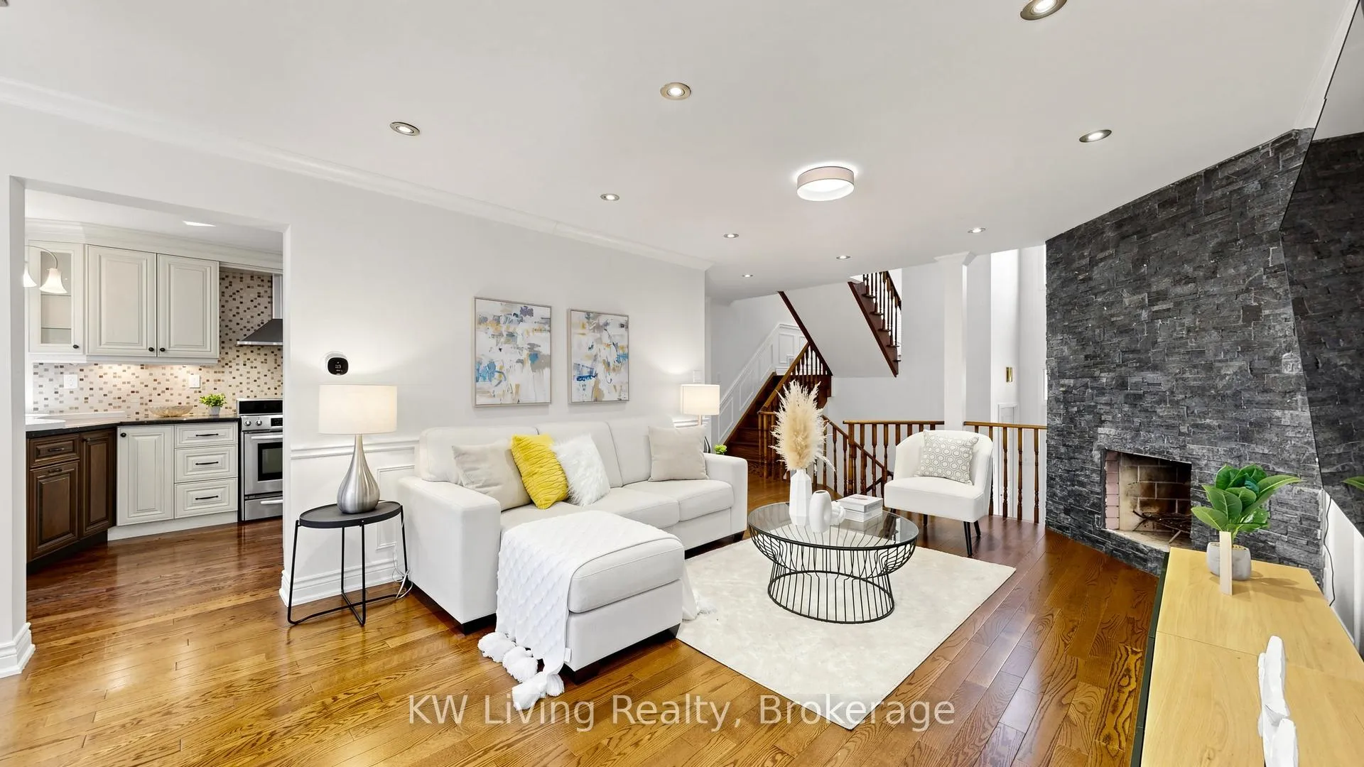 Photo 6 of 4251 Lastrada Heights, Mississauga, Creditview — HOMEH