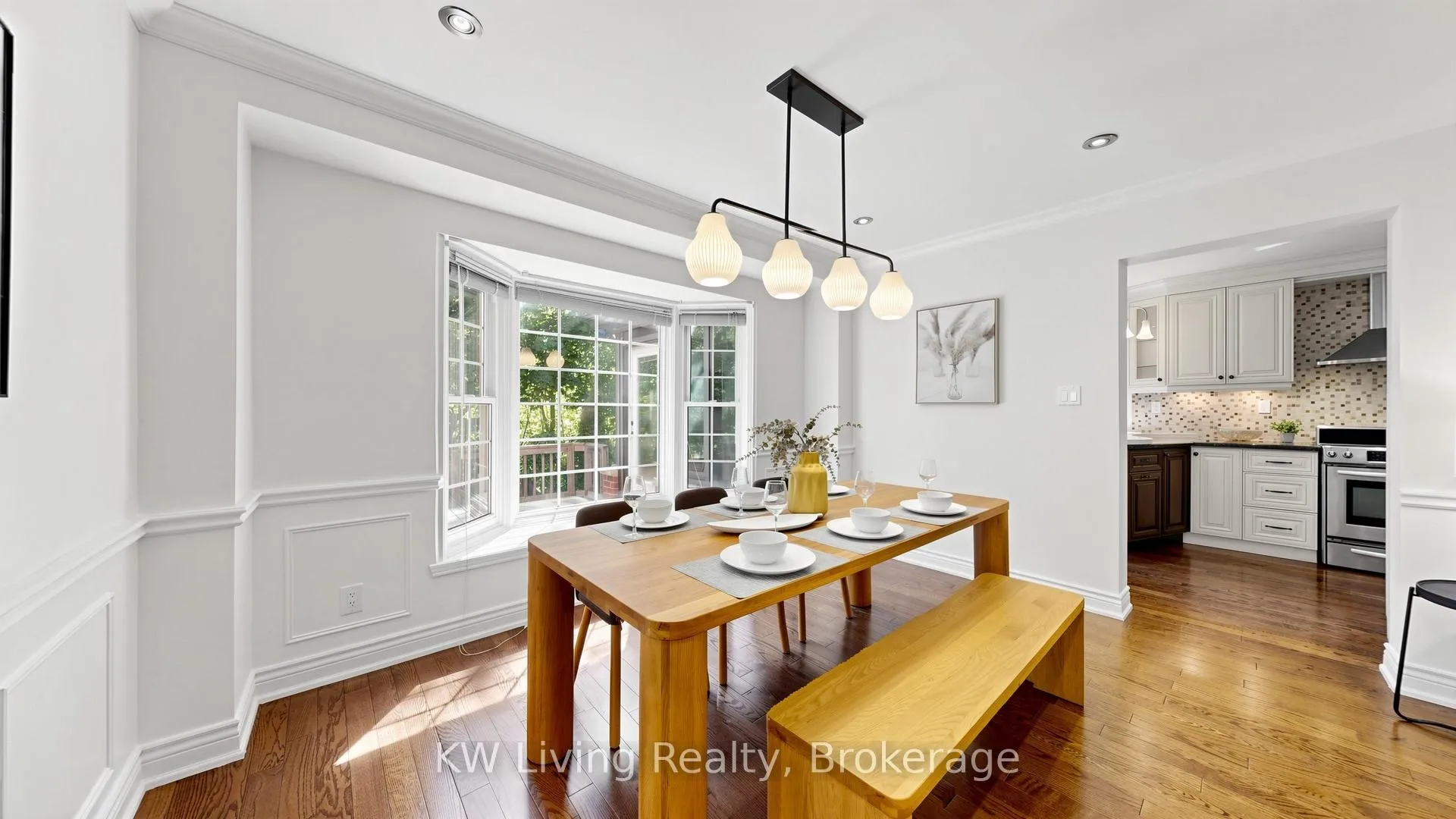 Photo 9 of 4251 Lastrada Heights, Mississauga, Creditview — HOMEH