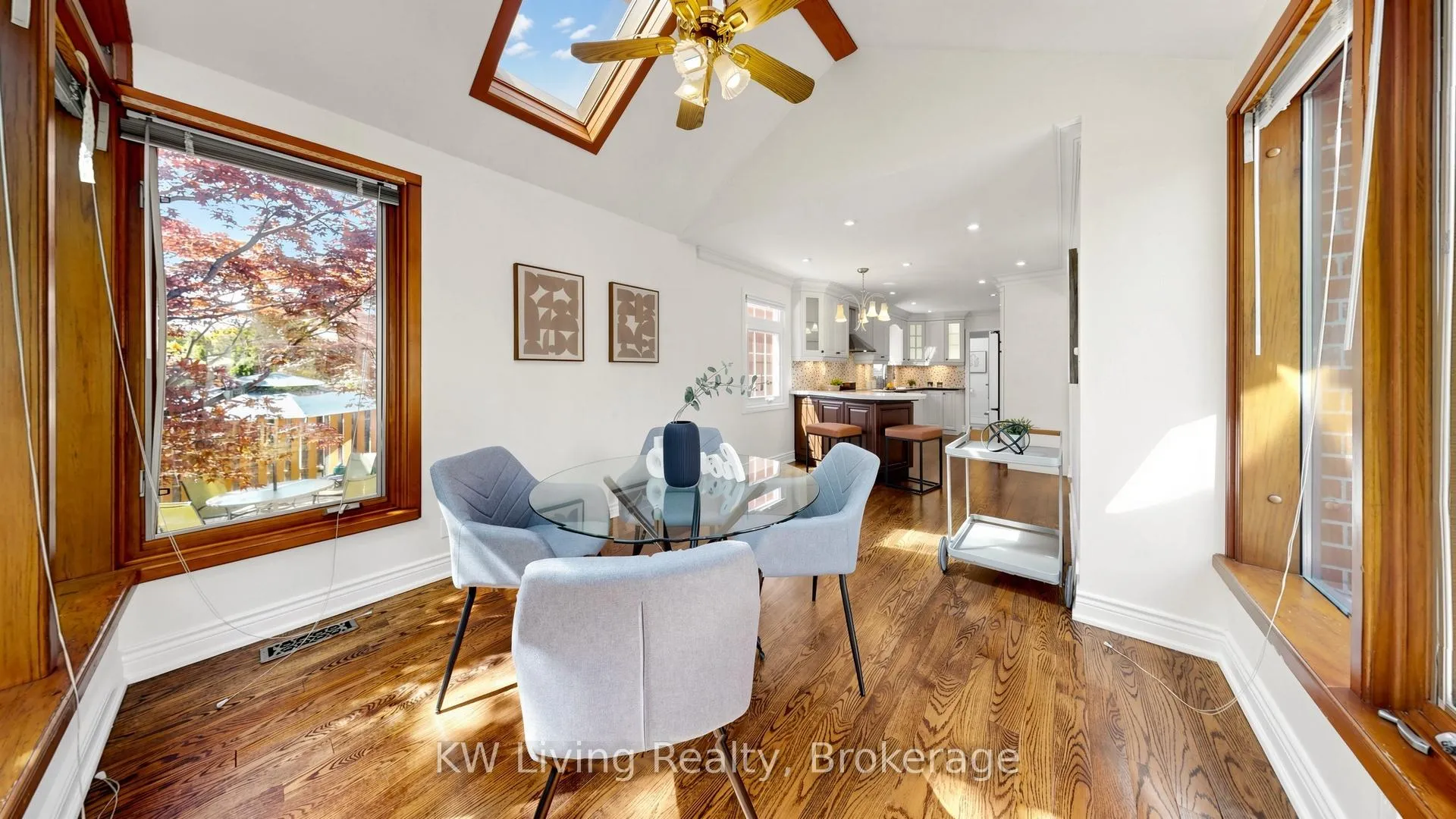 Photo 17 of 4251 Lastrada Heights, Mississauga, Creditview — HOMEH