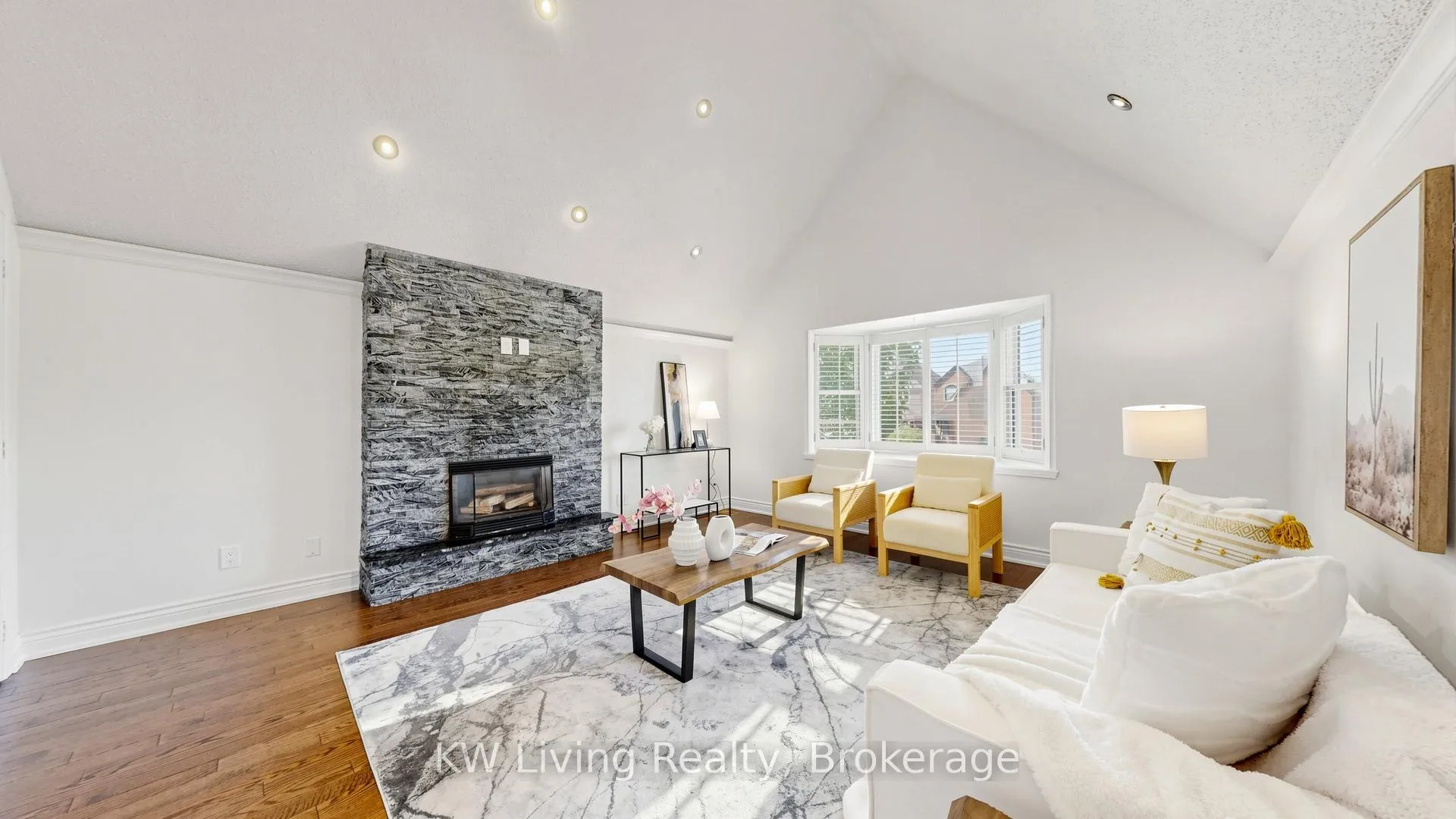 Photo 23 of 4251 Lastrada Heights, Mississauga, Creditview — HOMEH