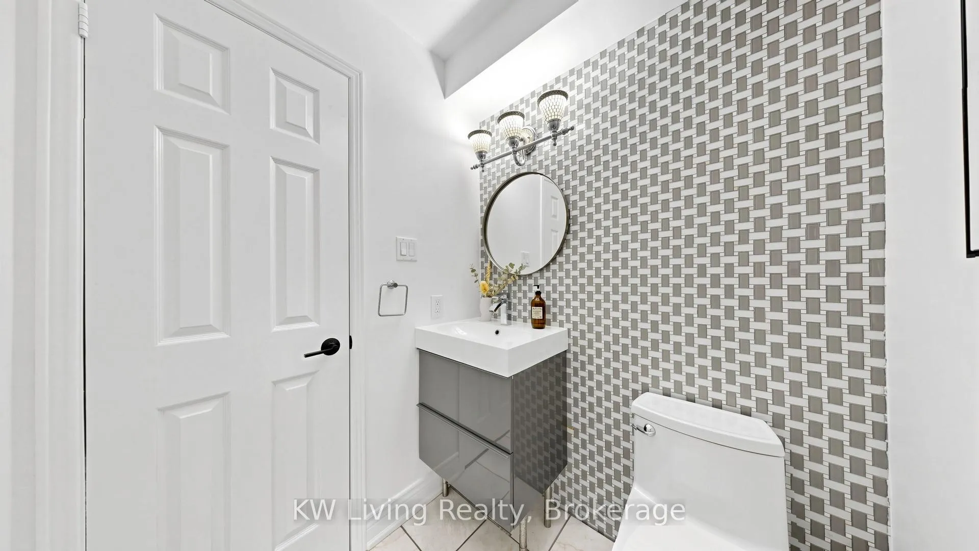 Photo 24 of 4251 Lastrada Heights, Mississauga, Creditview — HOMEH