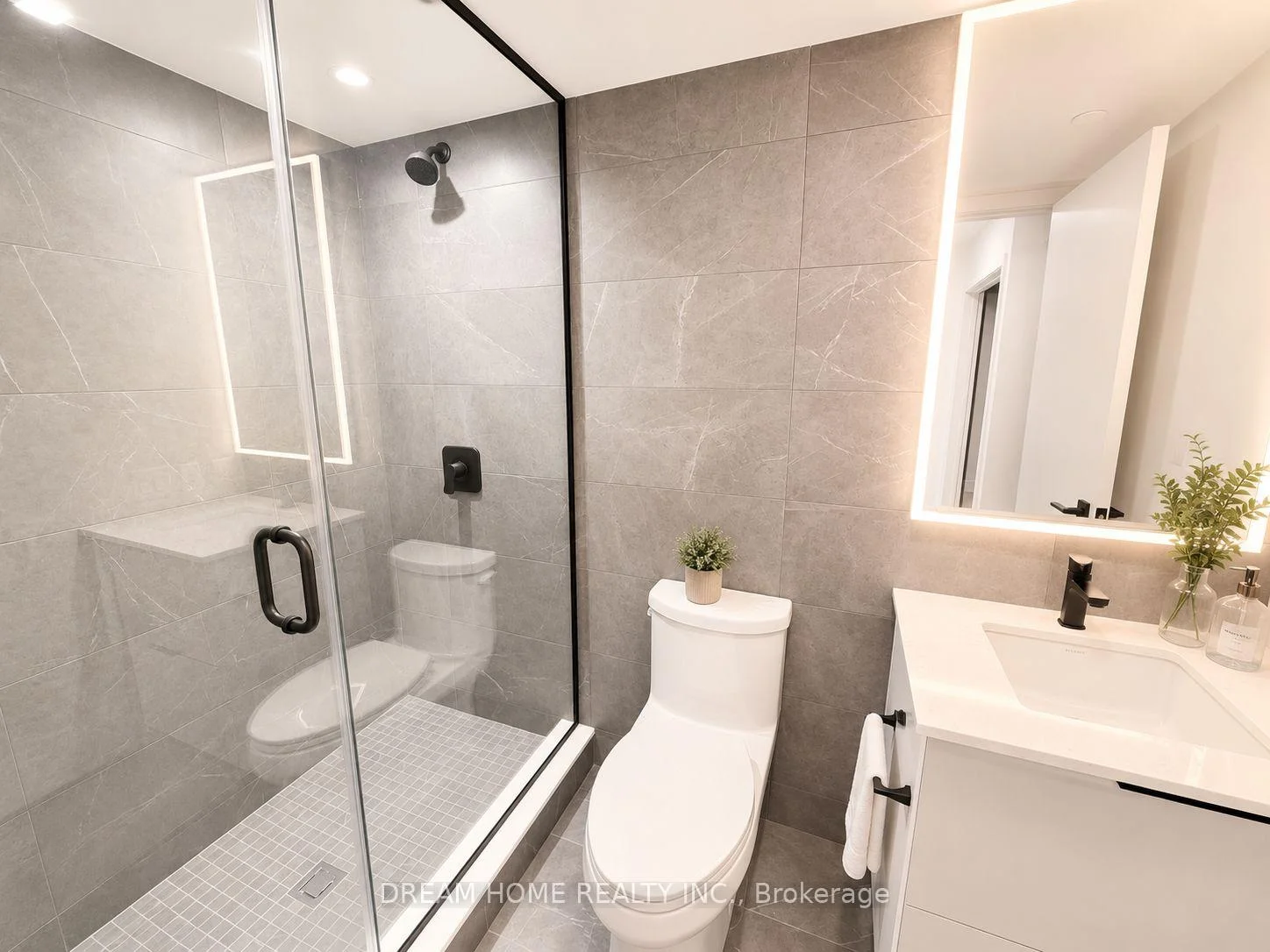 Photo 27 of Unit 906, 609 Sherborne Street, Toronto, North St. James Town — HOMEH