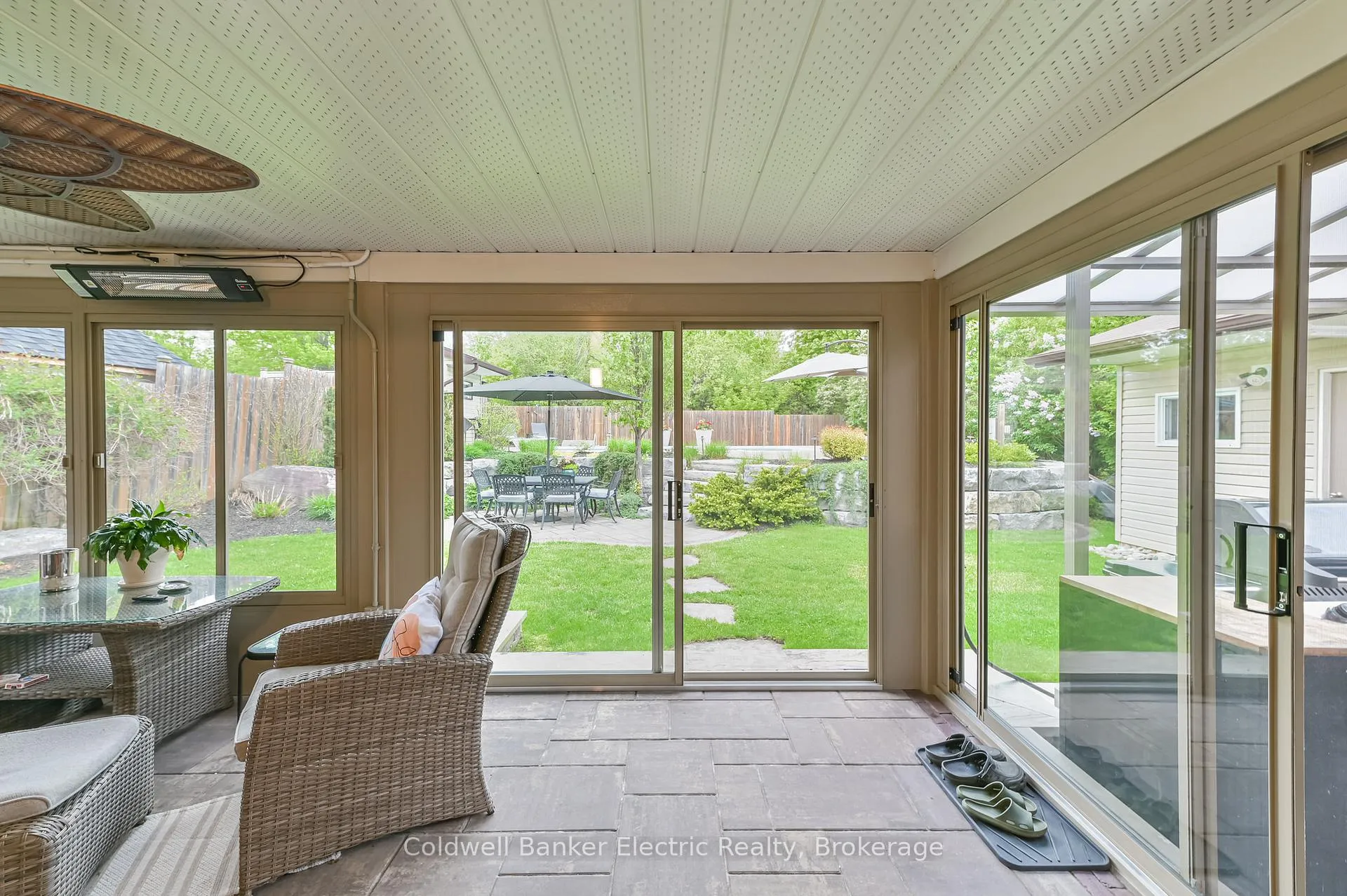 Photo 30 of 872 Cumberland Avenue, Peterborough, Northcrest Ward 5 — HOMEH