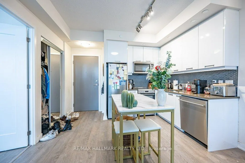 Photo 4 of Unit 1006, 99 John Street, Toronto, Waterfront Communities — HOMEH