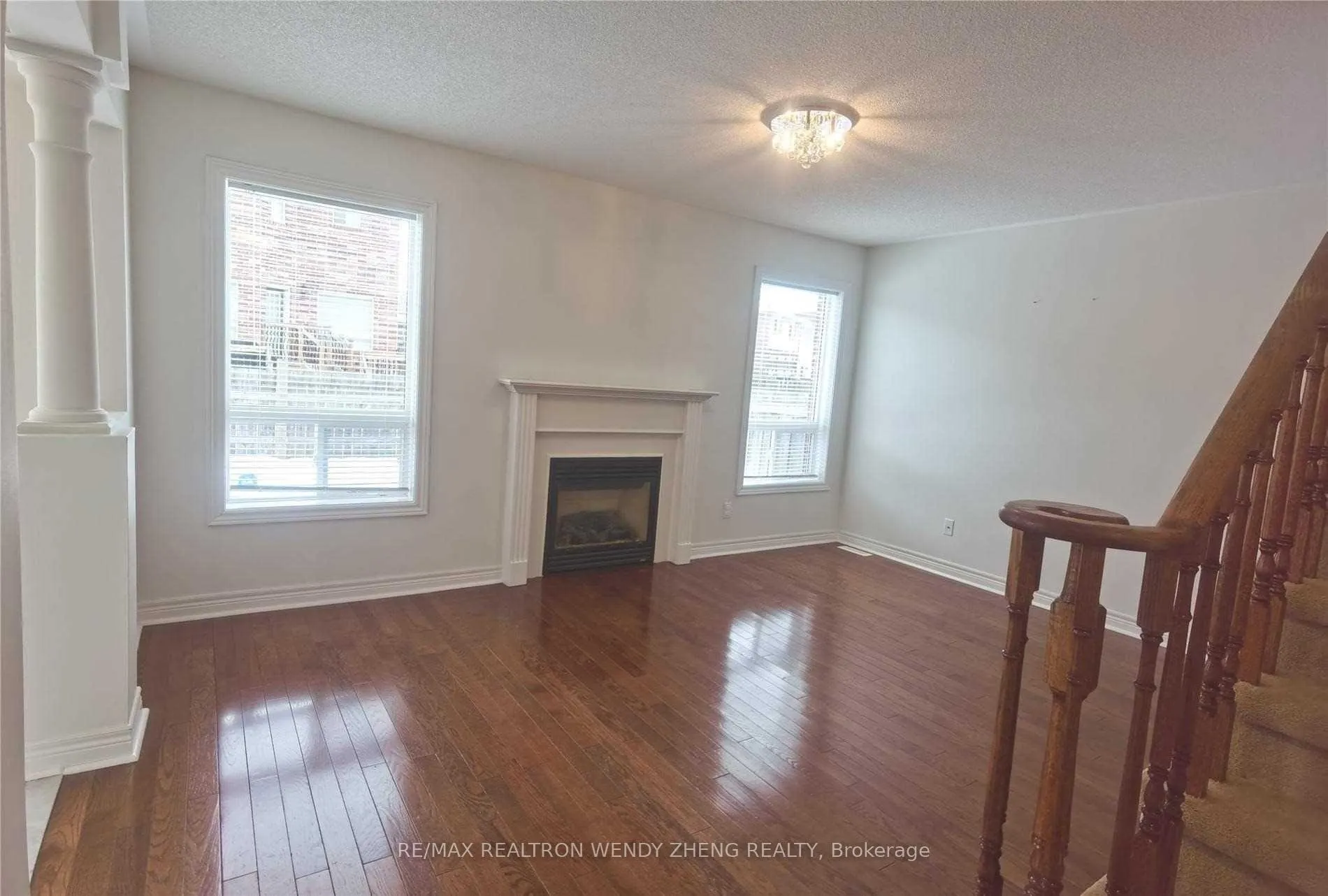 Photo 4 of 103 Greenhalf Drive, Ajax, South East — HOMEH