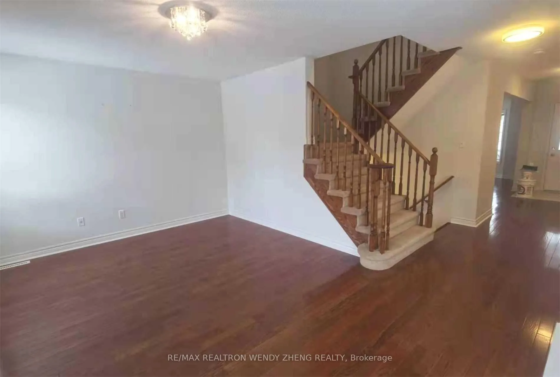 Photo 5 of 103 Greenhalf Drive, Ajax, South East — HOMEH