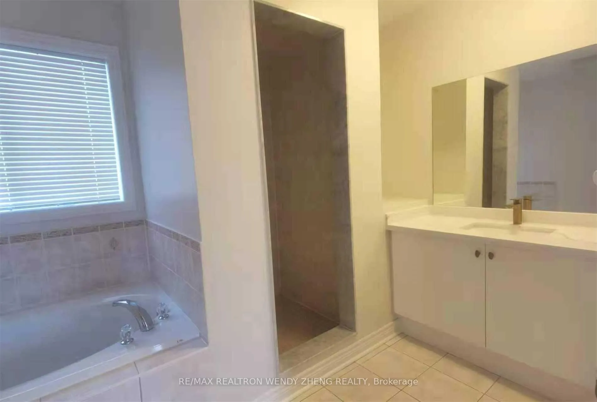 Photo 10 of 103 Greenhalf Drive, Ajax, South East — HOMEH
