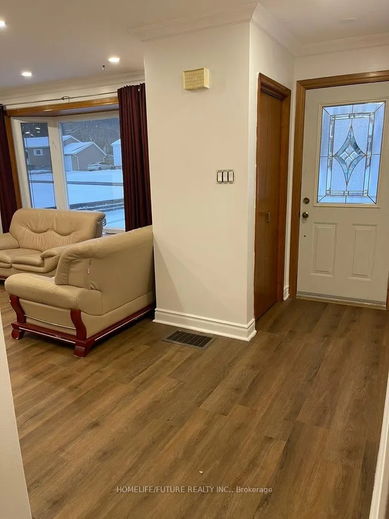 Photo 10 of 35 Barry Road, Quinte West, Murray Ward — HOMEH