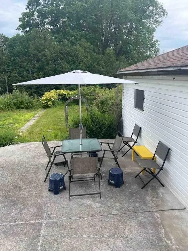 Photo 22 of 35 Barry Road, Quinte West, Murray Ward — HOMEH