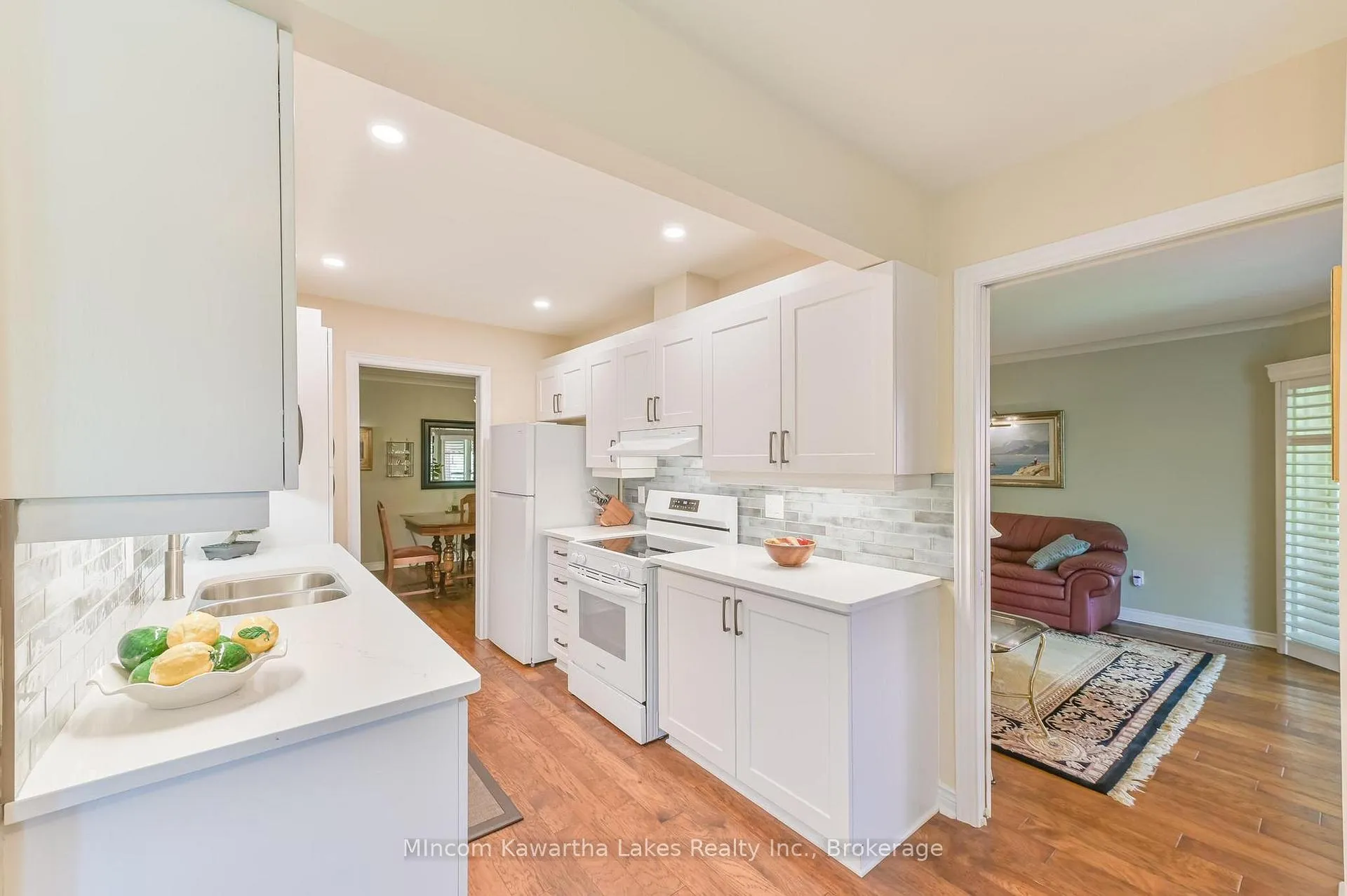Photo 16 of Unit 5, 1121 Armour Road N, Peterborough, Ashburnham Ward 4 — HOMEH