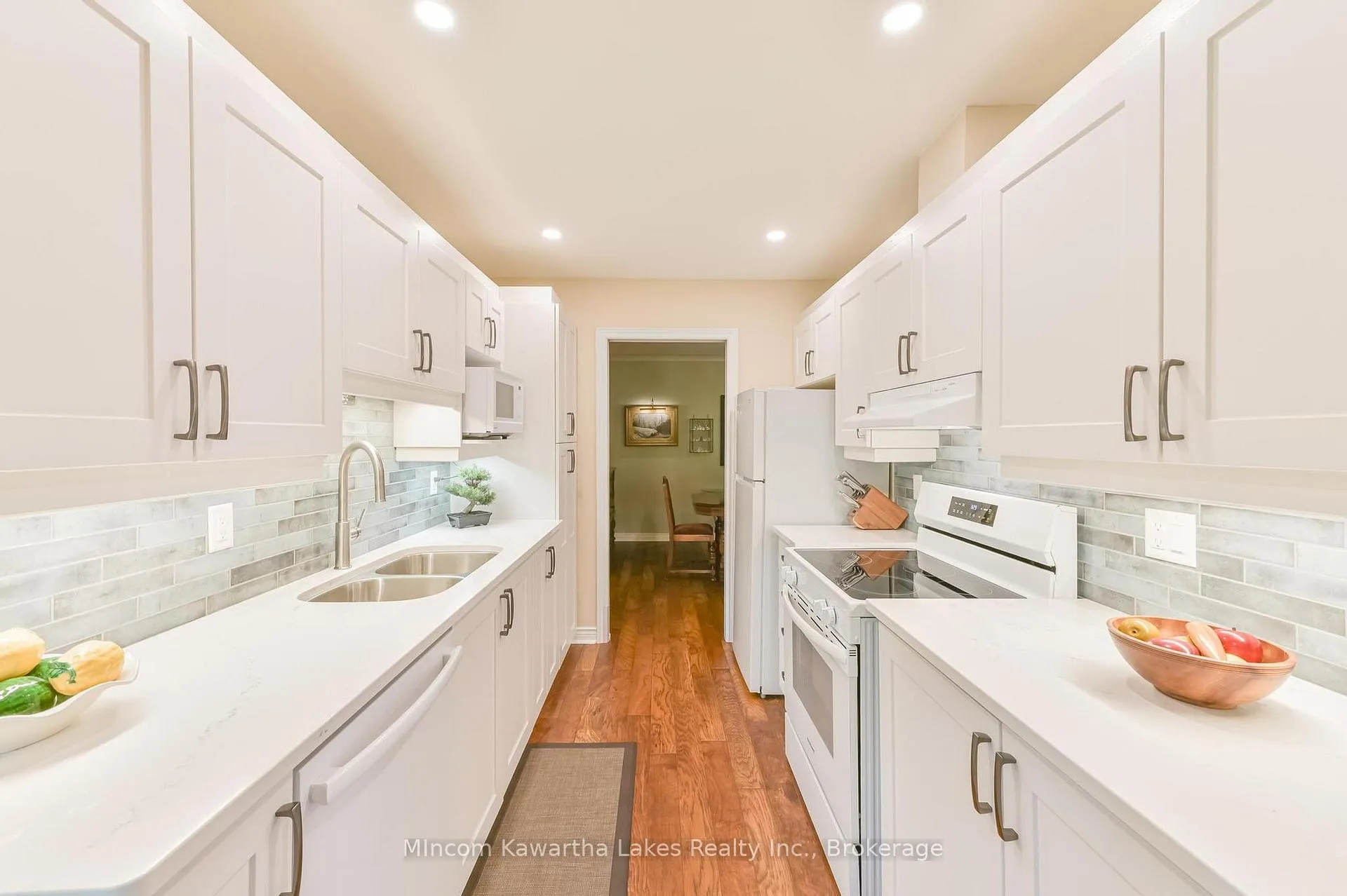 Photo 17 of Unit 5, 1121 Armour Road N, Peterborough, Ashburnham Ward 4 — HOMEH