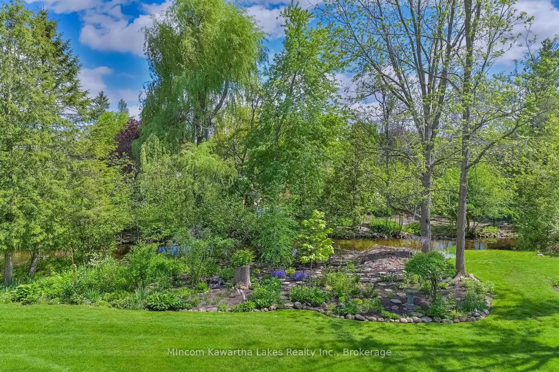 Photo 24 of Unit 5, 1121 Armour Road N, Peterborough, Ashburnham Ward 4 — HOMEH