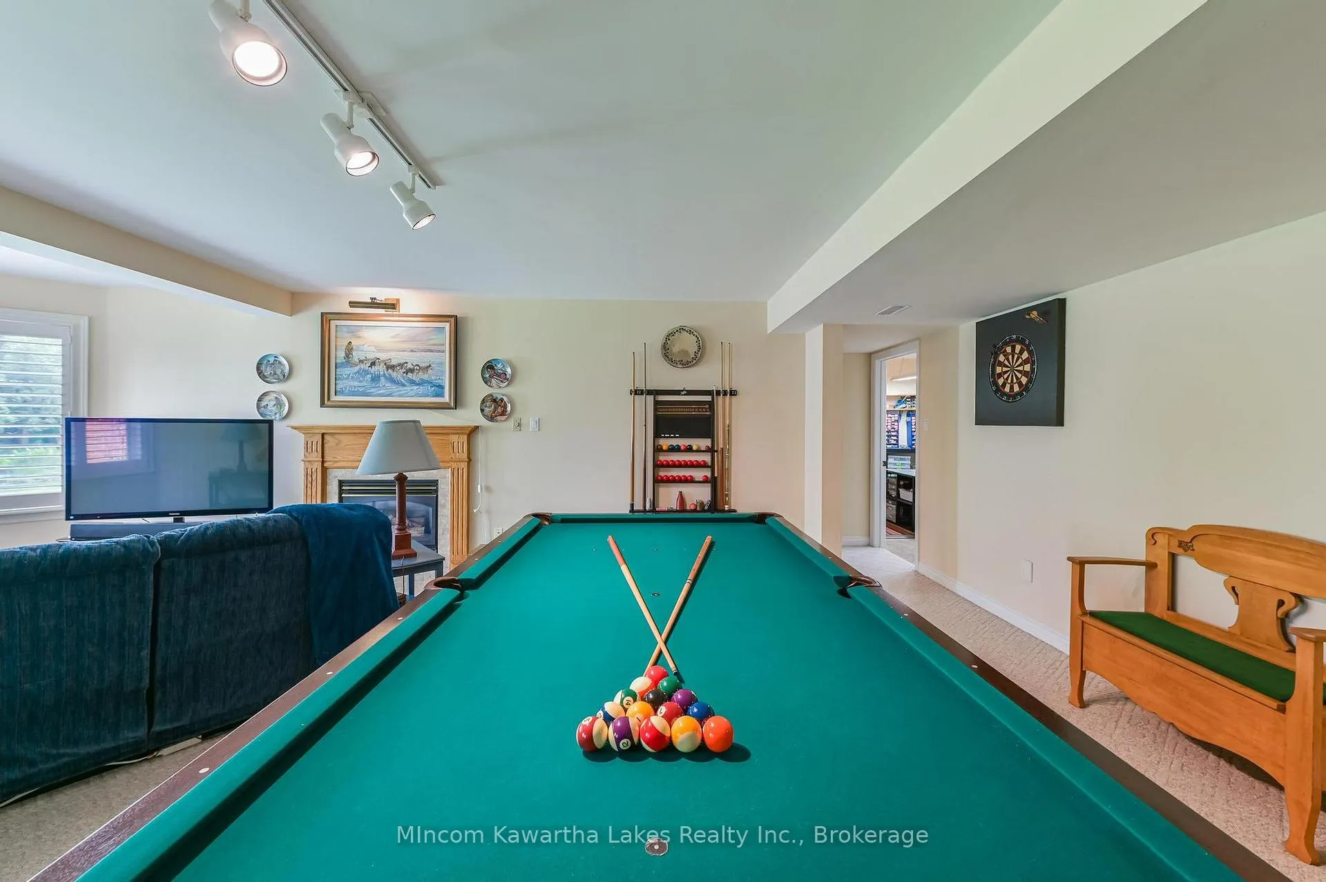 Photo 35 of Unit 5, 1121 Armour Road N, Peterborough, Ashburnham Ward 4 — HOMEH