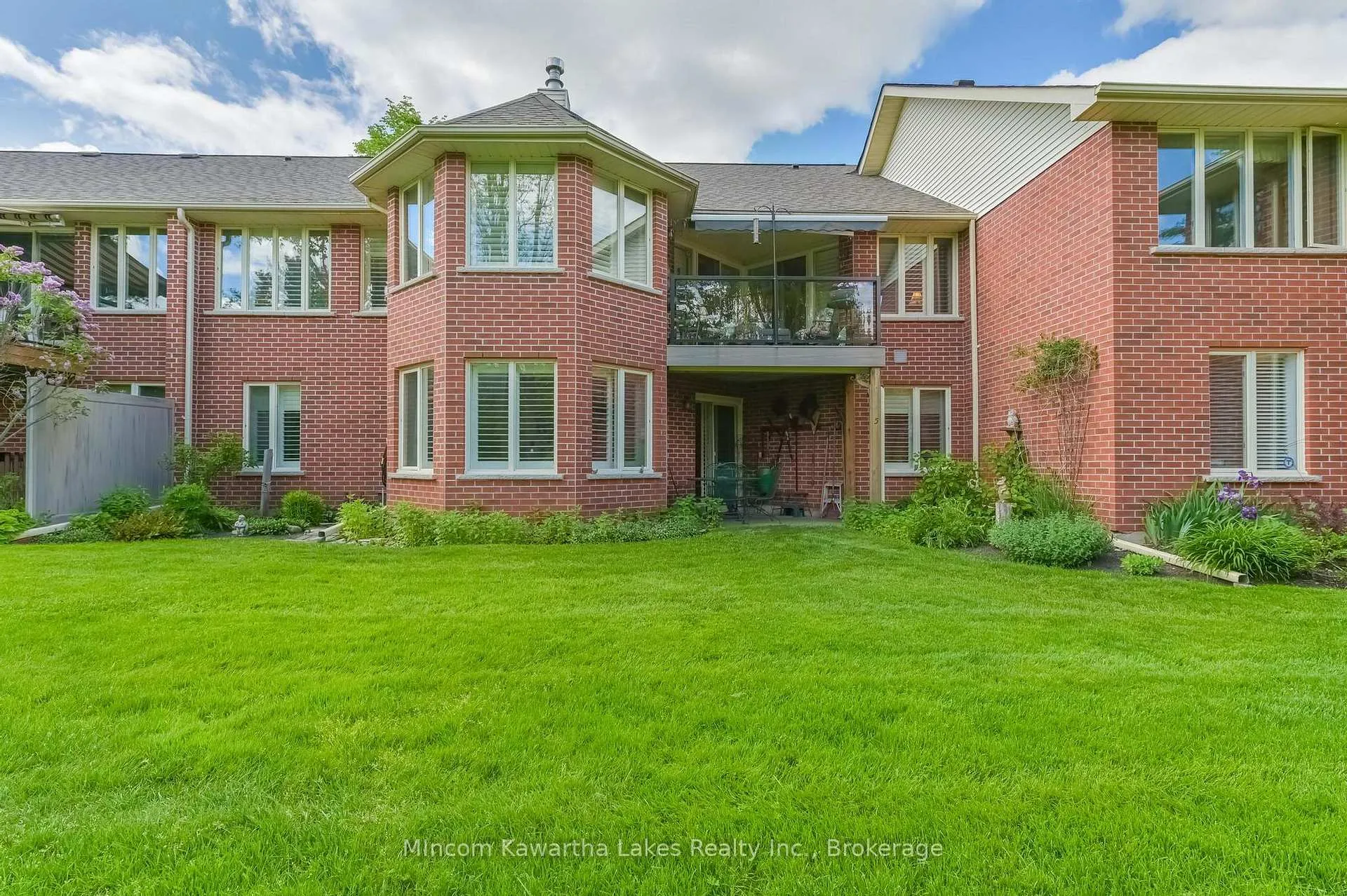 Photo 40 of Unit 5, 1121 Armour Road N, Peterborough, Ashburnham Ward 4 — HOMEH