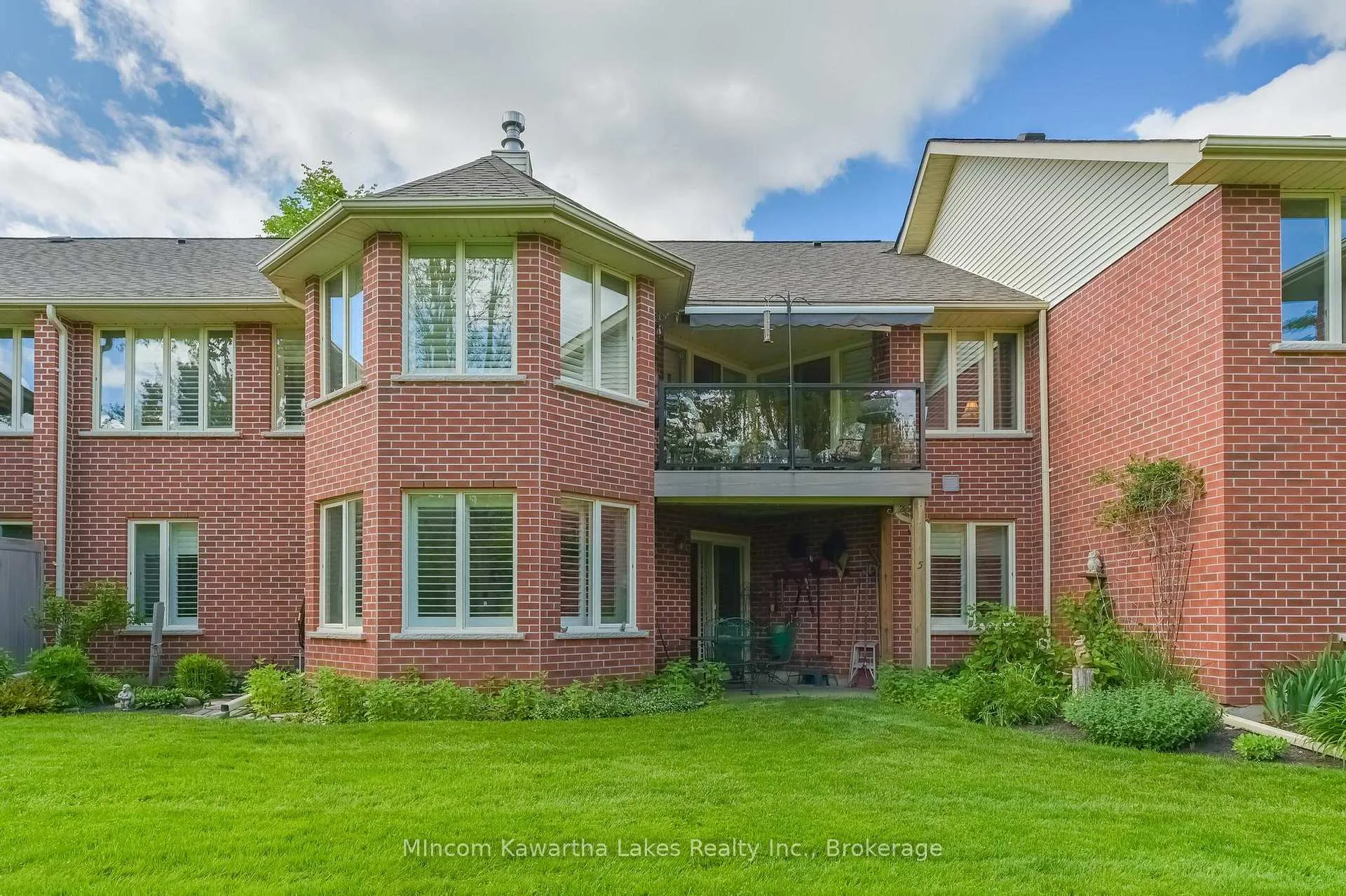 Photo 41 of Unit 5, 1121 Armour Road N, Peterborough, Ashburnham Ward 4 — HOMEH