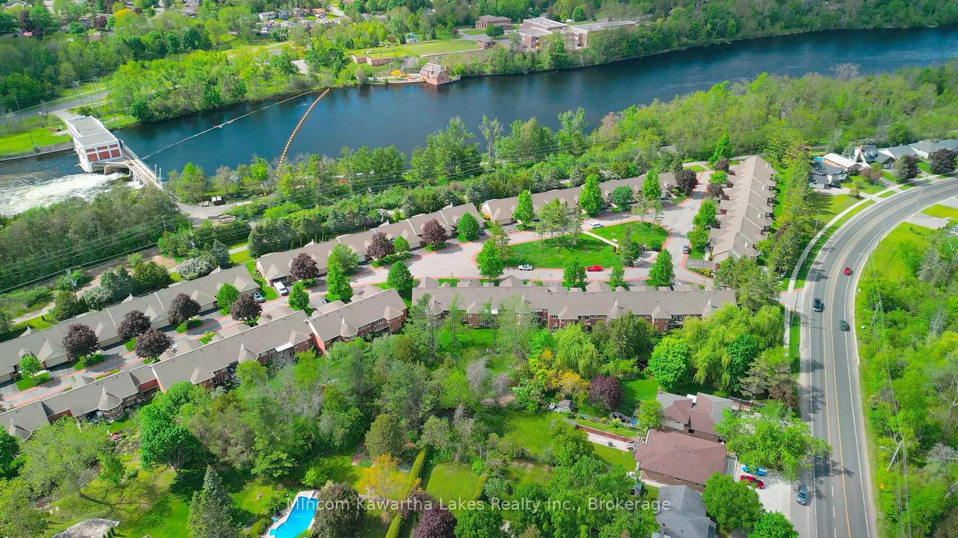 Photo 44 of Unit 5, 1121 Armour Road N, Peterborough, Ashburnham Ward 4 — HOMEH