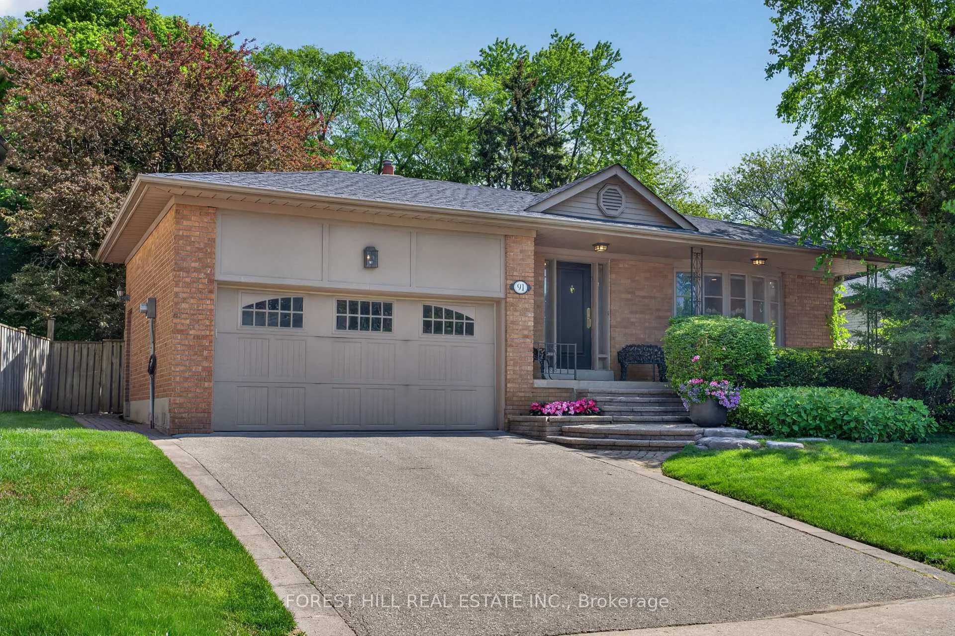 Front of 91 Montressor Drive