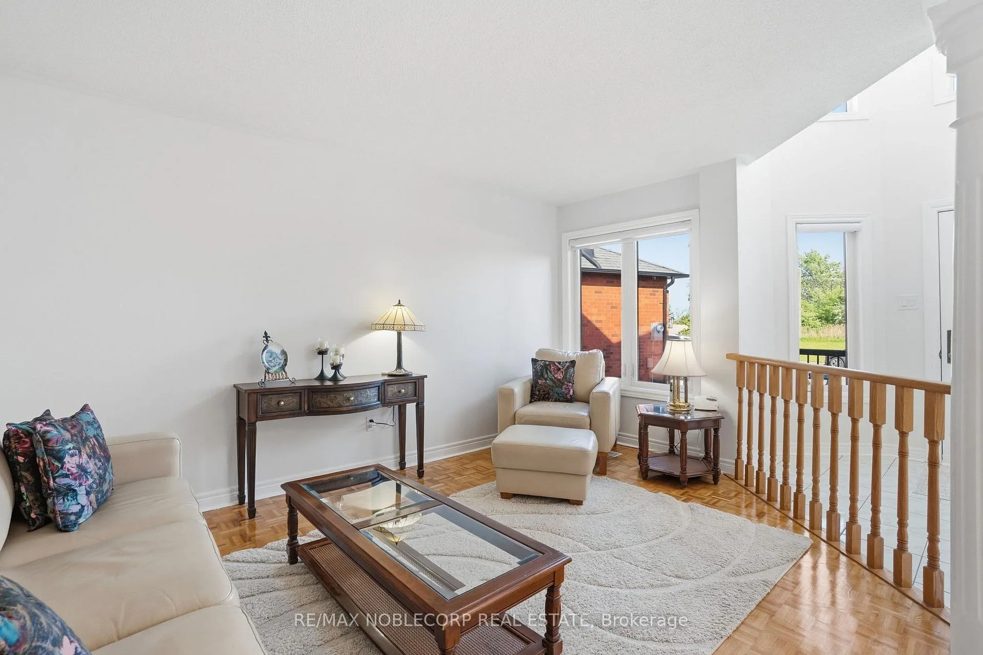 Photo 11 of 13 Harvestview Avenue, Caledon, Bolton East — HOMEH