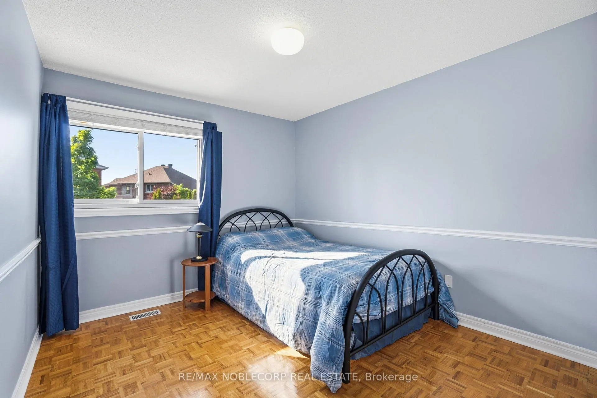 Photo 29 of 13 Harvestview Avenue, Caledon, Bolton East — HOMEH