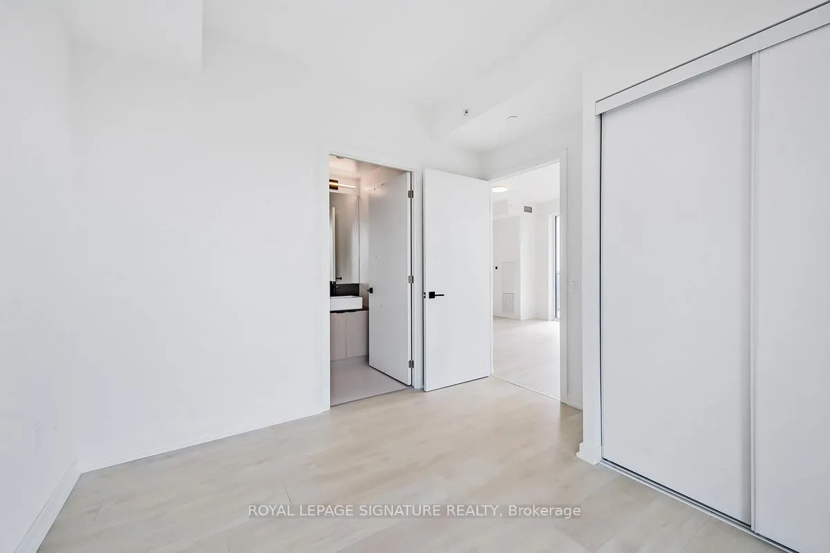 Photo 8 of Unit 1603, 10 Graphophone Grove, Toronto, Dovercourt-Wallace Emerson-Junction — HOMEH