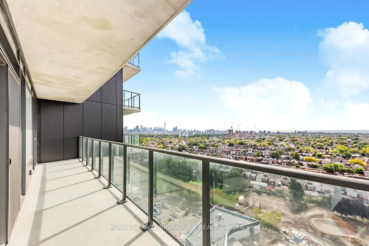 Photo 14 of Unit 1603, 10 Graphophone Grove, Toronto, Dovercourt-Wallace Emerson-Junction — HOMEH