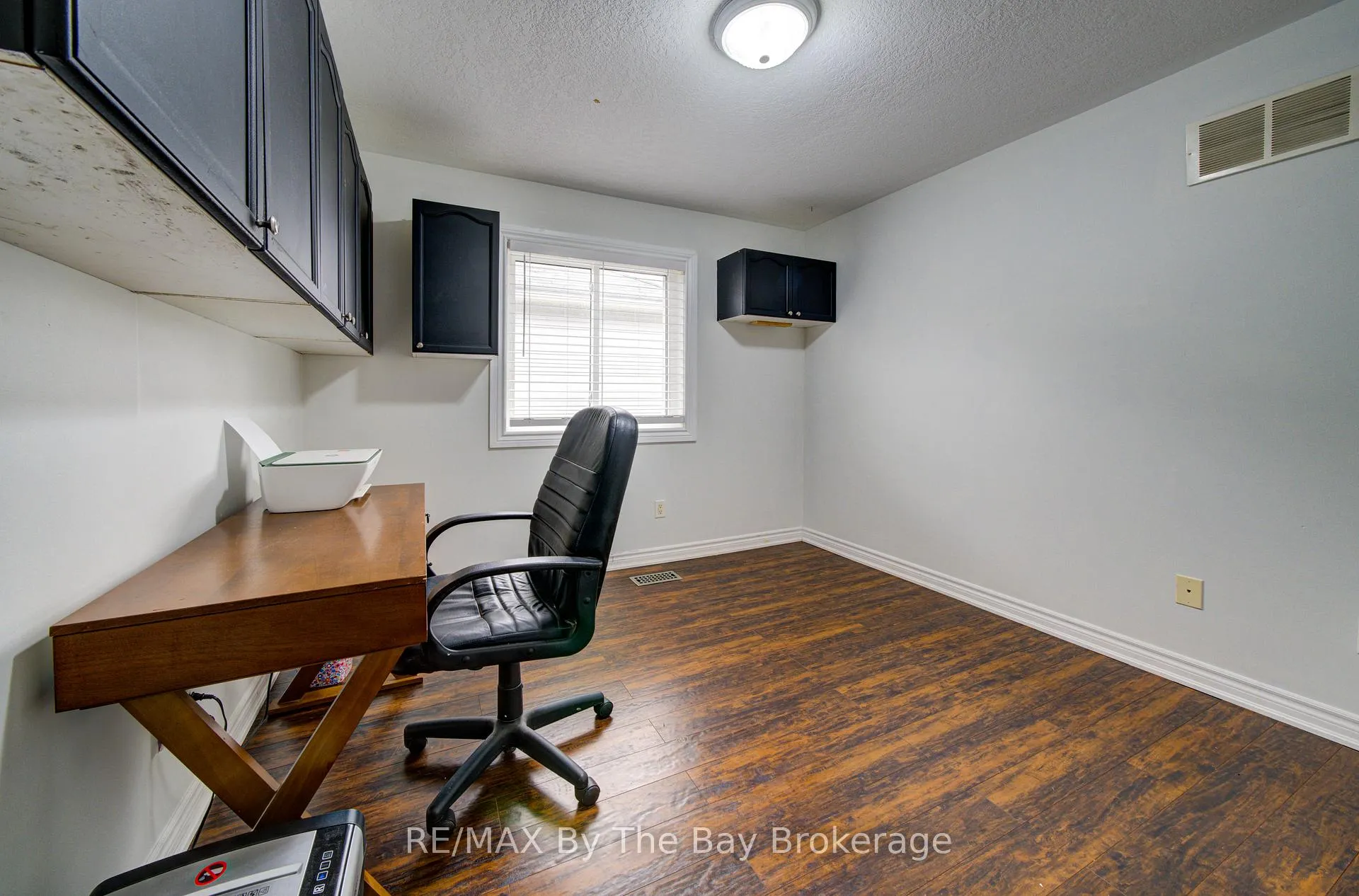 Photo 14 of 229 Atkinson Street, Clearview, Stayner — HOMEH