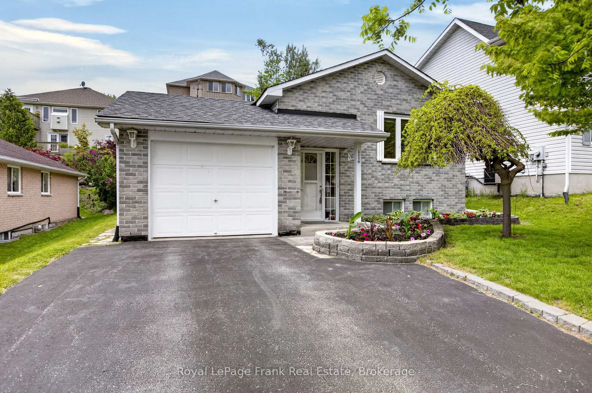 Photo 2 of 1116 Afton Road, Peterborough, Otonabee Ward 1 — HOMEH