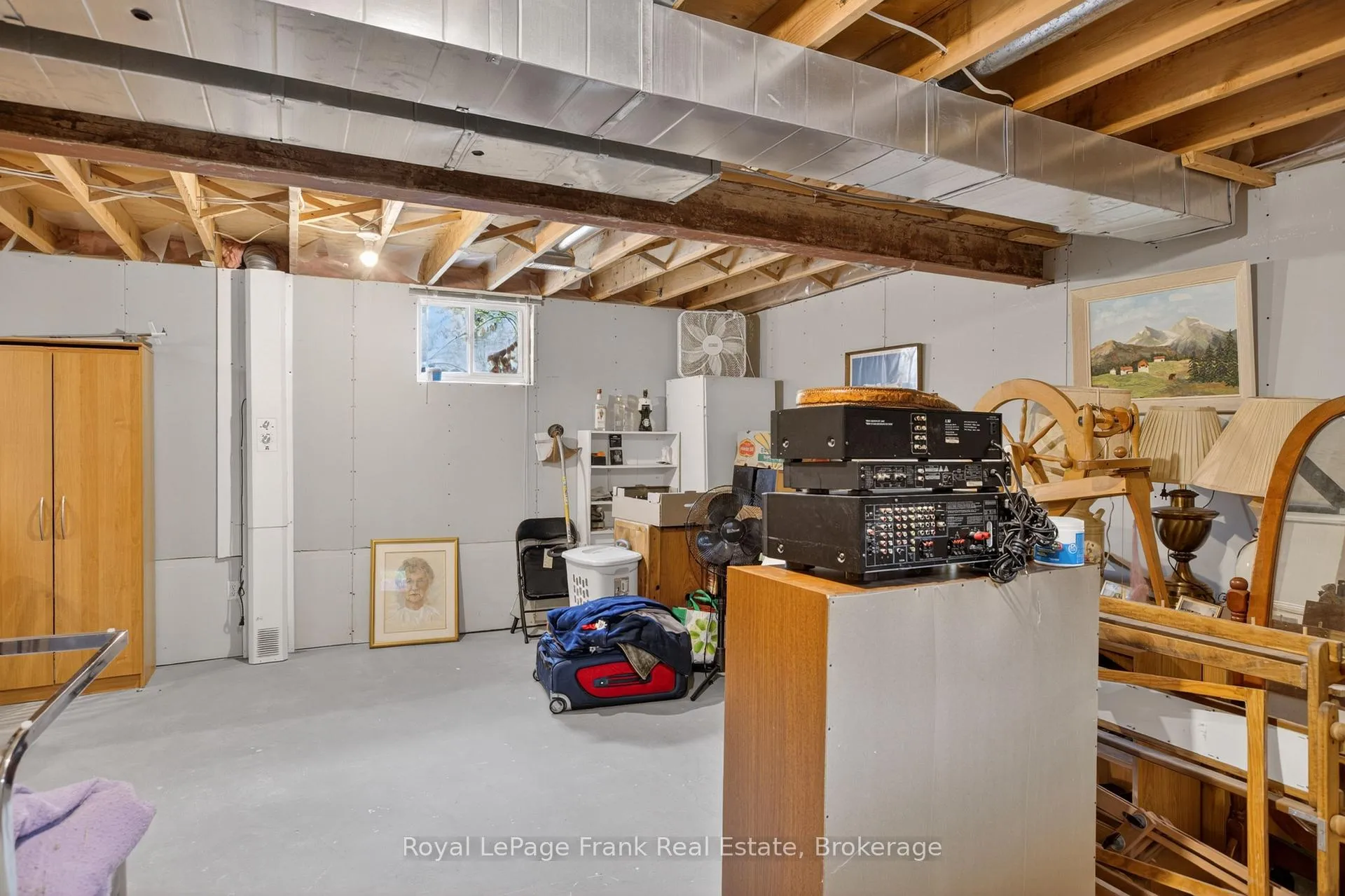 Photo 35 of 1116 Afton Road, Peterborough, Otonabee Ward 1 — HOMEH