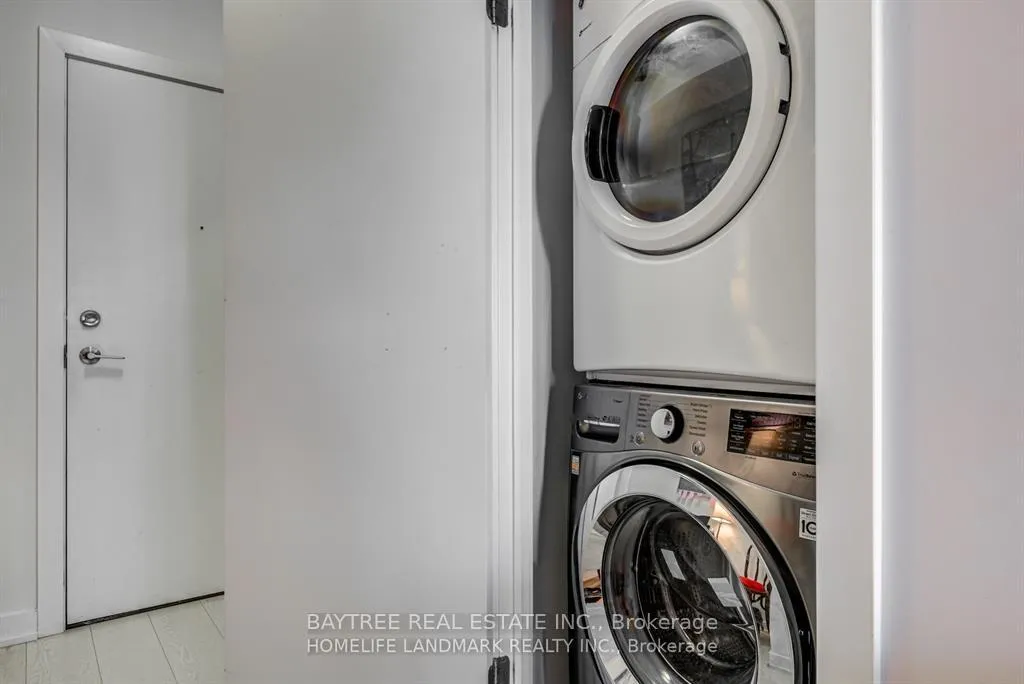 Photo 5 of Unit 2001, 20 Bruyeres Mews, Toronto, Niagara — HOMEH