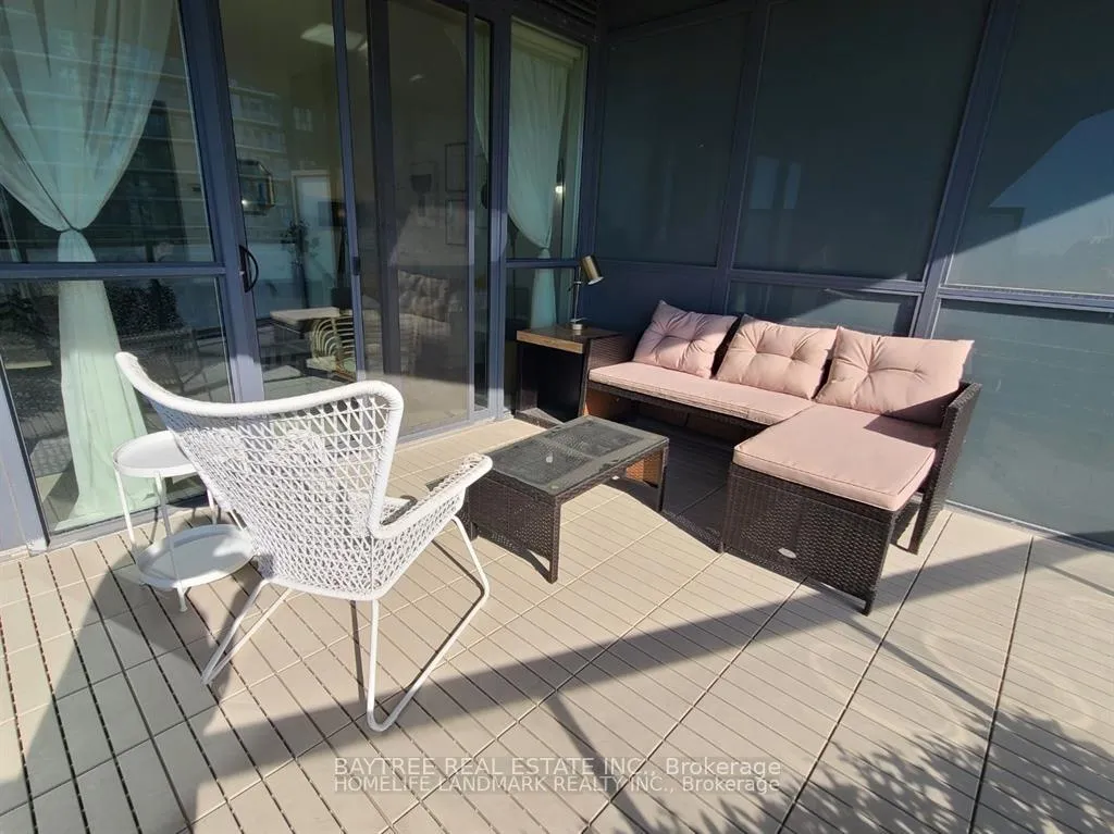 Photo 6 of Unit 2001, 20 Bruyeres Mews, Toronto, Niagara — HOMEH