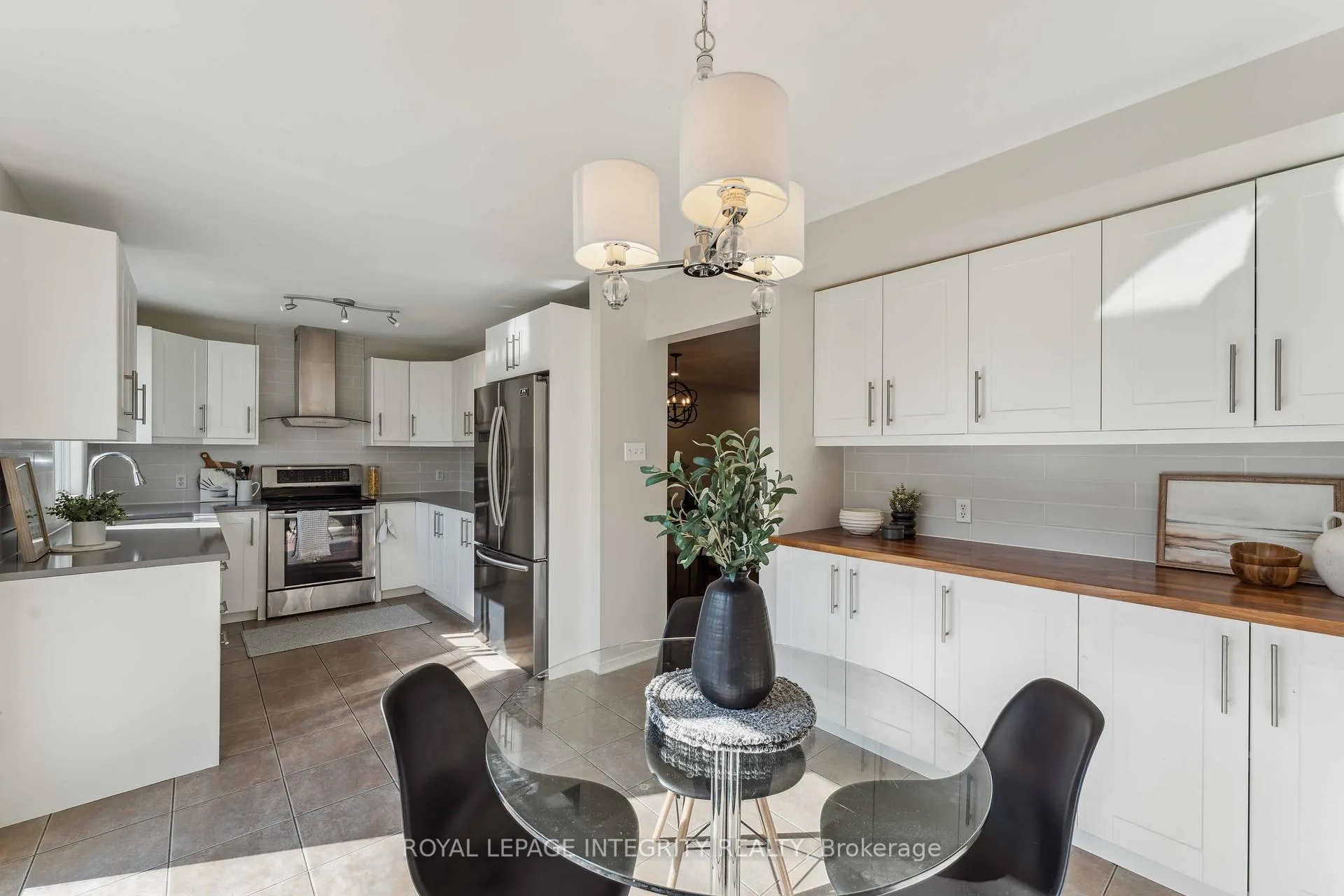 Photo 7 of 7 Windhurst Drive, Ottawa, Barrhaven East — HOMEH