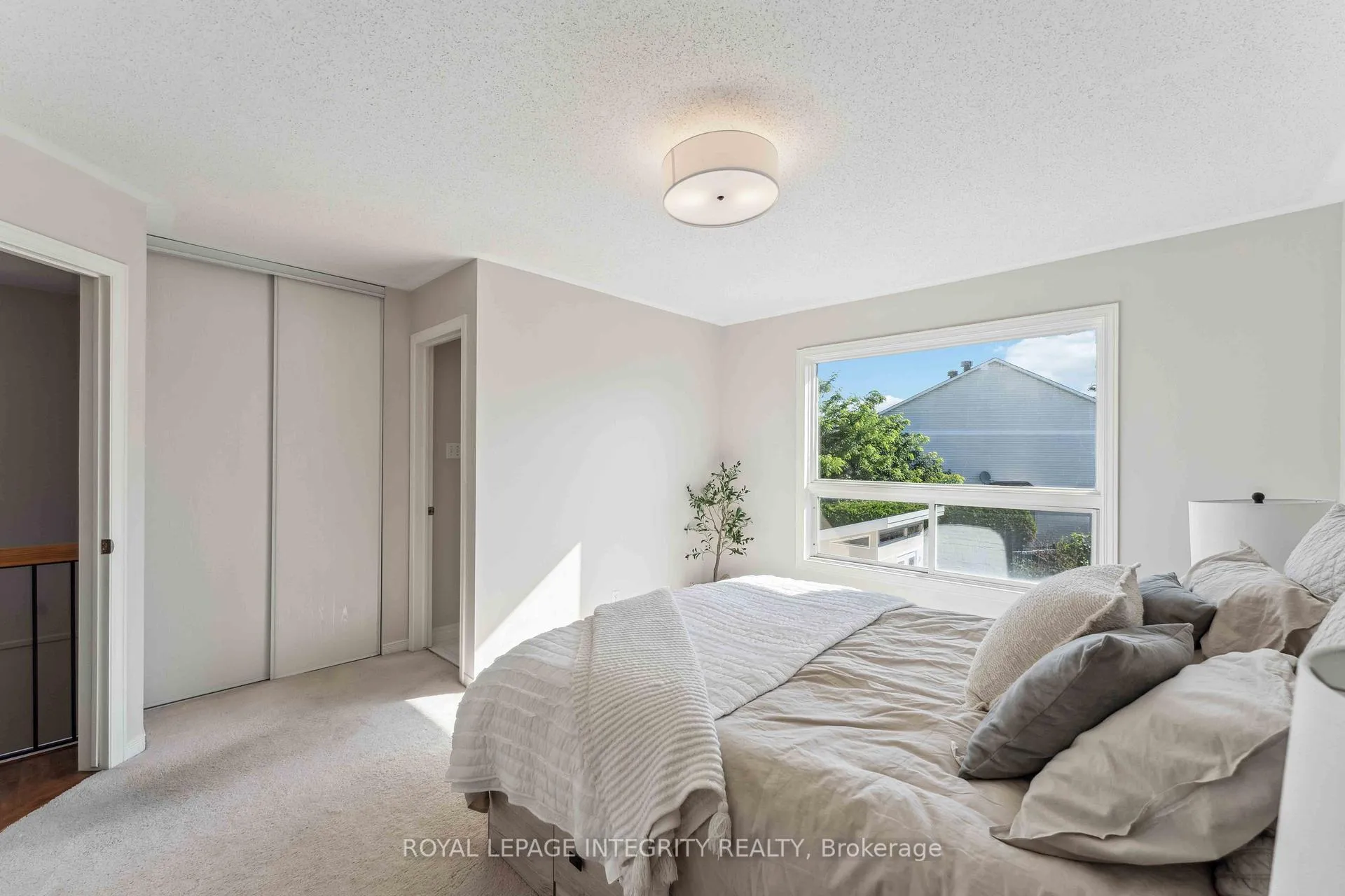 Photo 14 of 7 Windhurst Drive, Ottawa, Barrhaven East — HOMEH