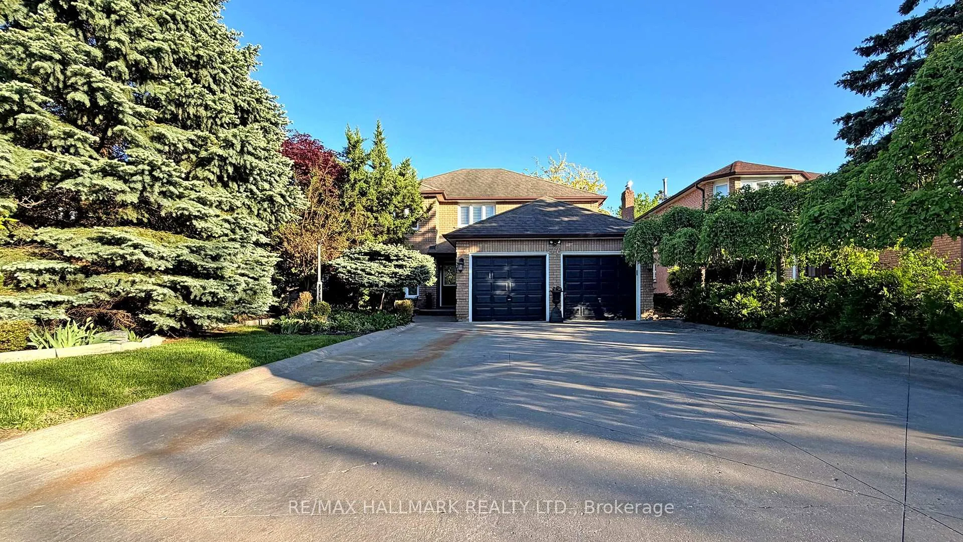 Photo 1 of 77 Cooperage Crescent, Richmond Hill, Westbrook — HOMEH