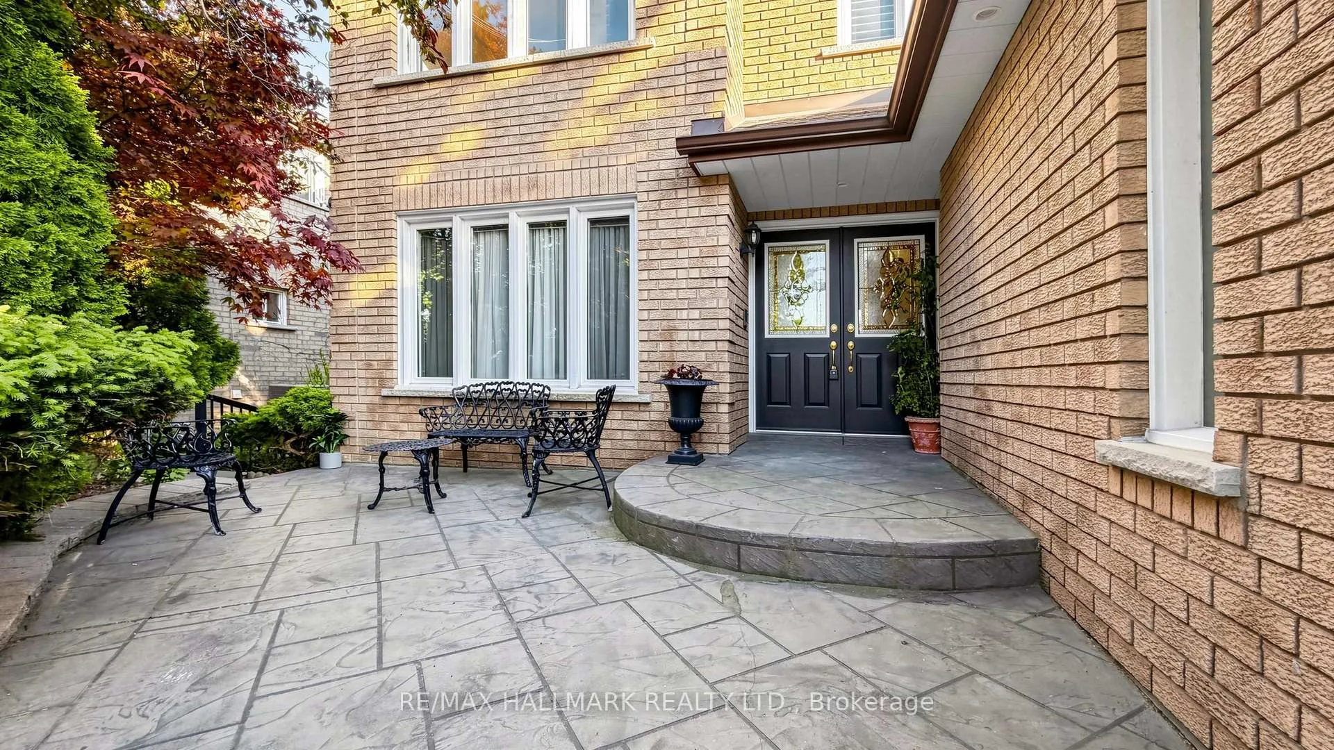 Photo 2 of 77 Cooperage Crescent, Richmond Hill, Westbrook — HOMEH