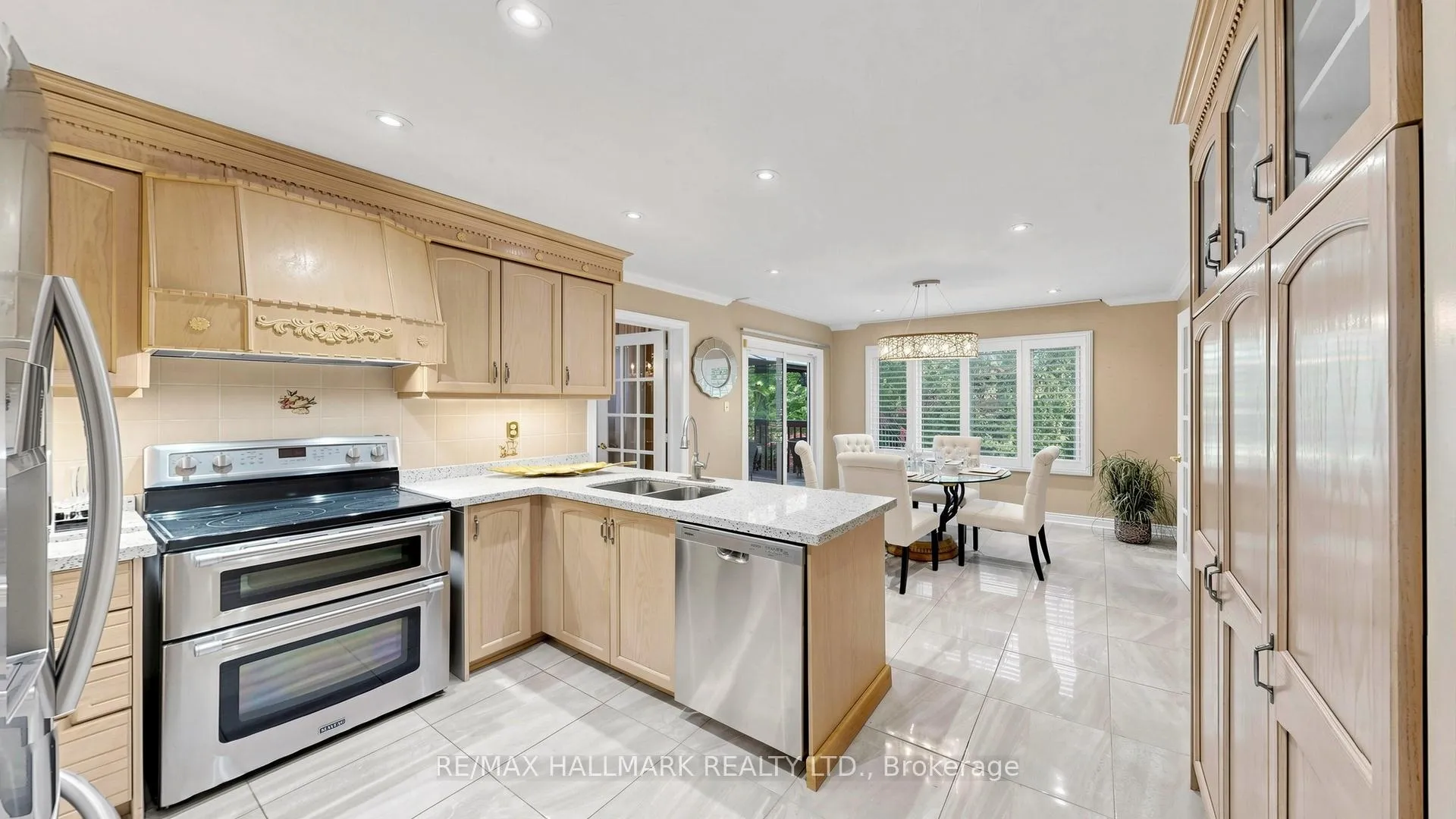 Photo 12 of 77 Cooperage Crescent, Richmond Hill, Westbrook — HOMEH