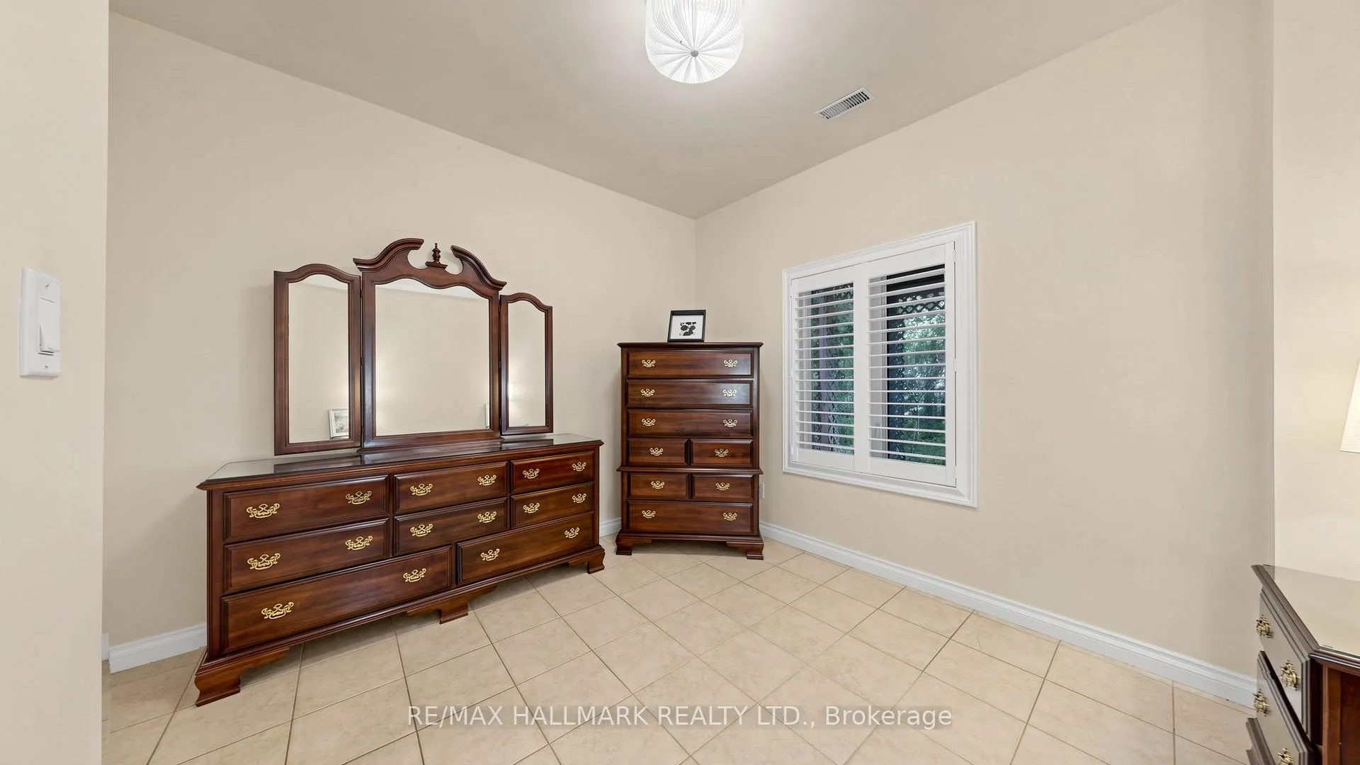 Photo 40 of 77 Cooperage Crescent, Richmond Hill, Westbrook — HOMEH