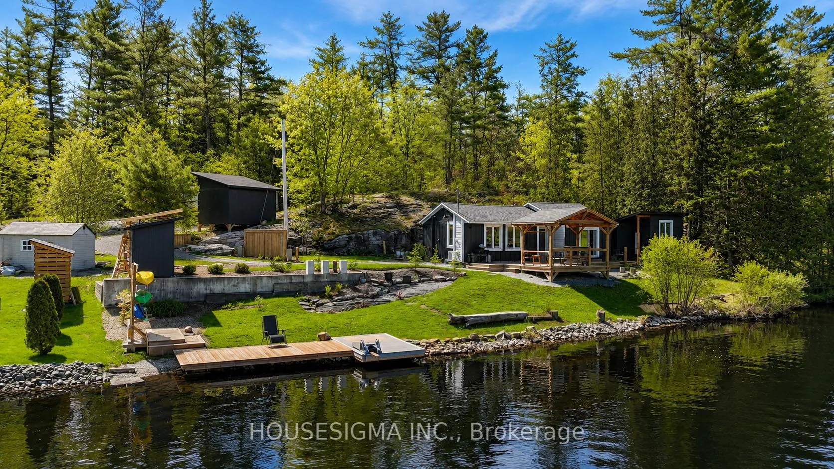 Photo 3 of 8150 Laidlaw Avenue, Ramara, Rural Ramara — HOMEH